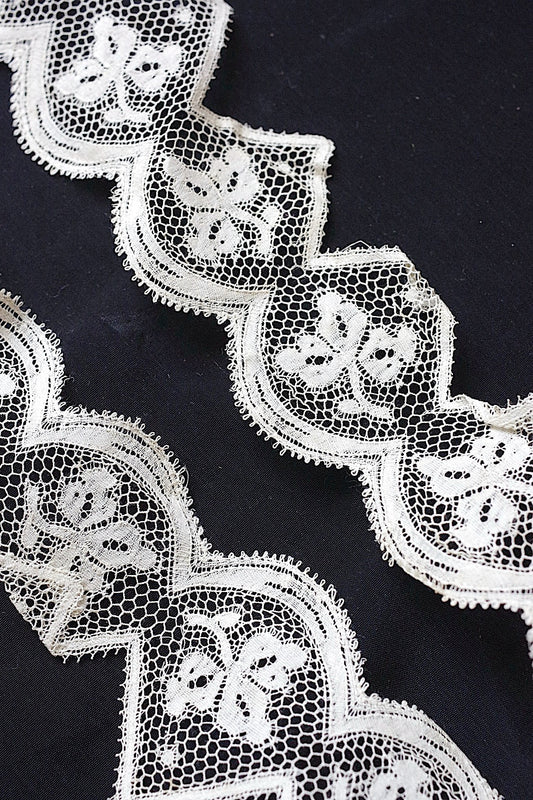 アンティークレース dentelle ancienne 554cm .FR a l'epoque