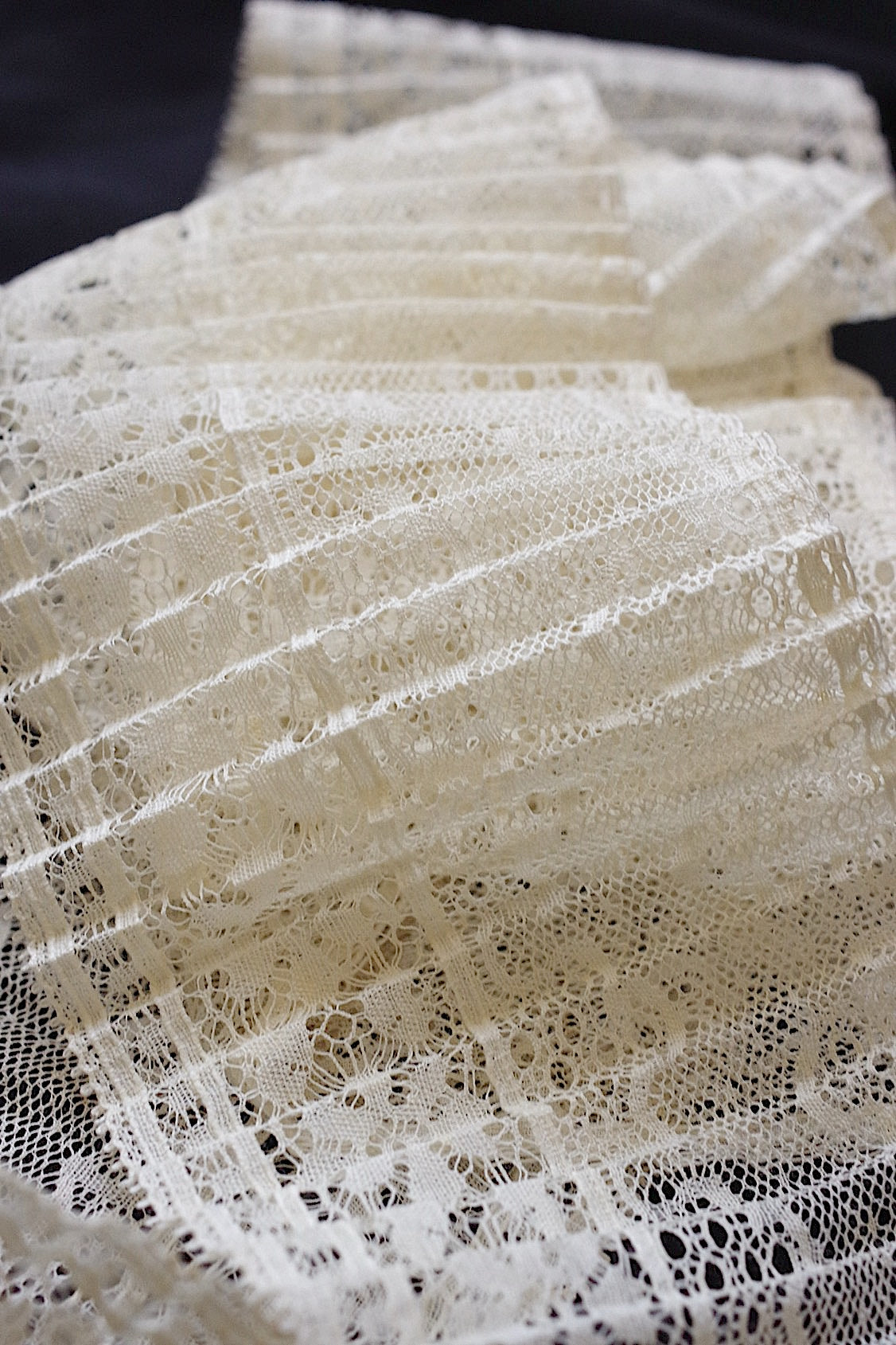 アンティークレース dentelle ancienne 290cm プリーツ .FR a l'epoque