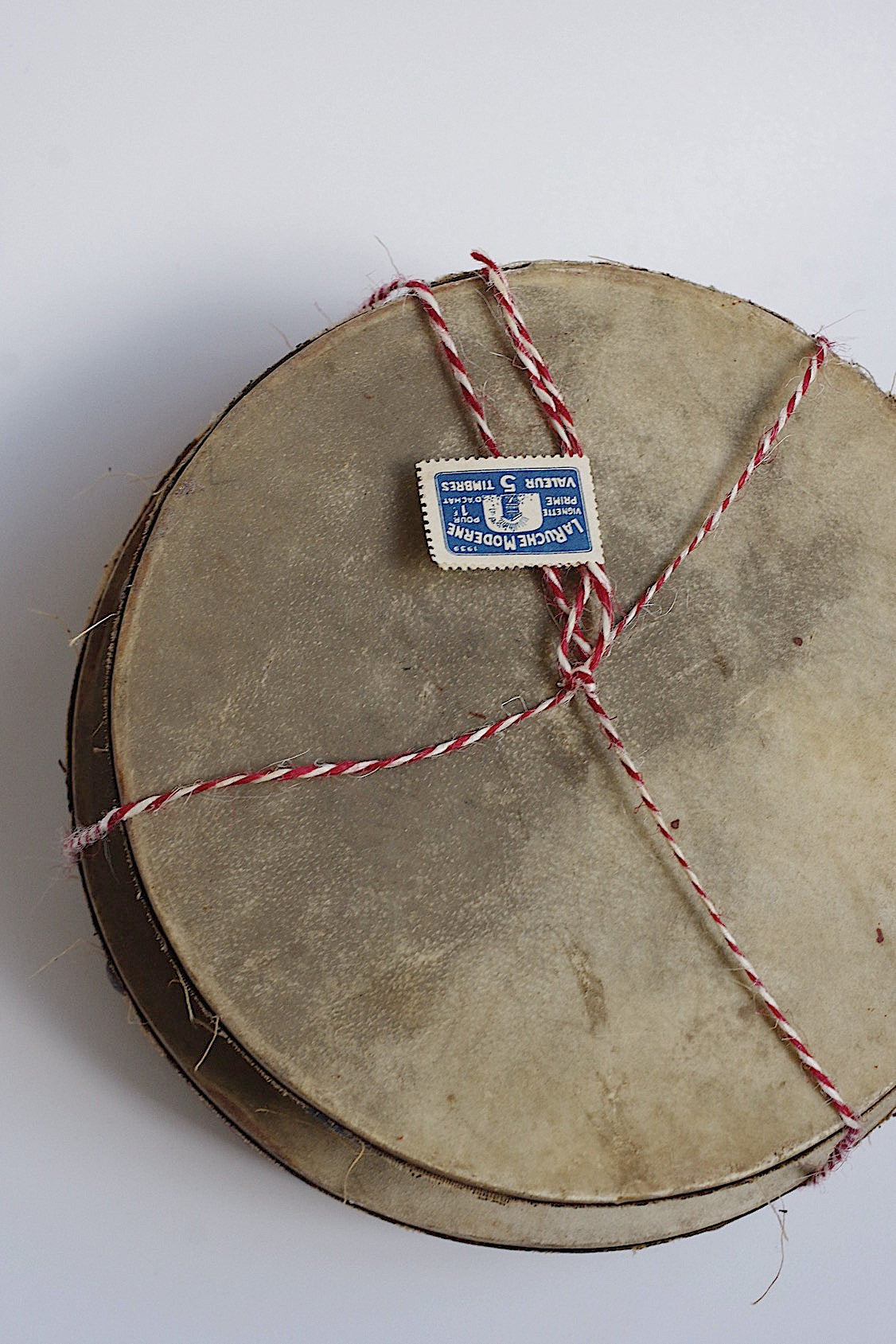 アンティークタンバリン Tambourin antique .FR a l'epoque