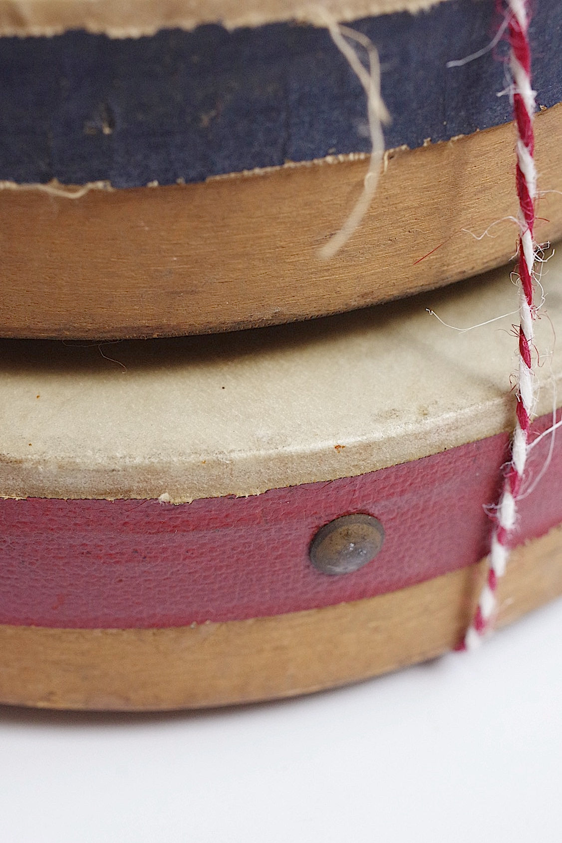 アンティークタンバリン Tambourin antique .FR a l'epoque