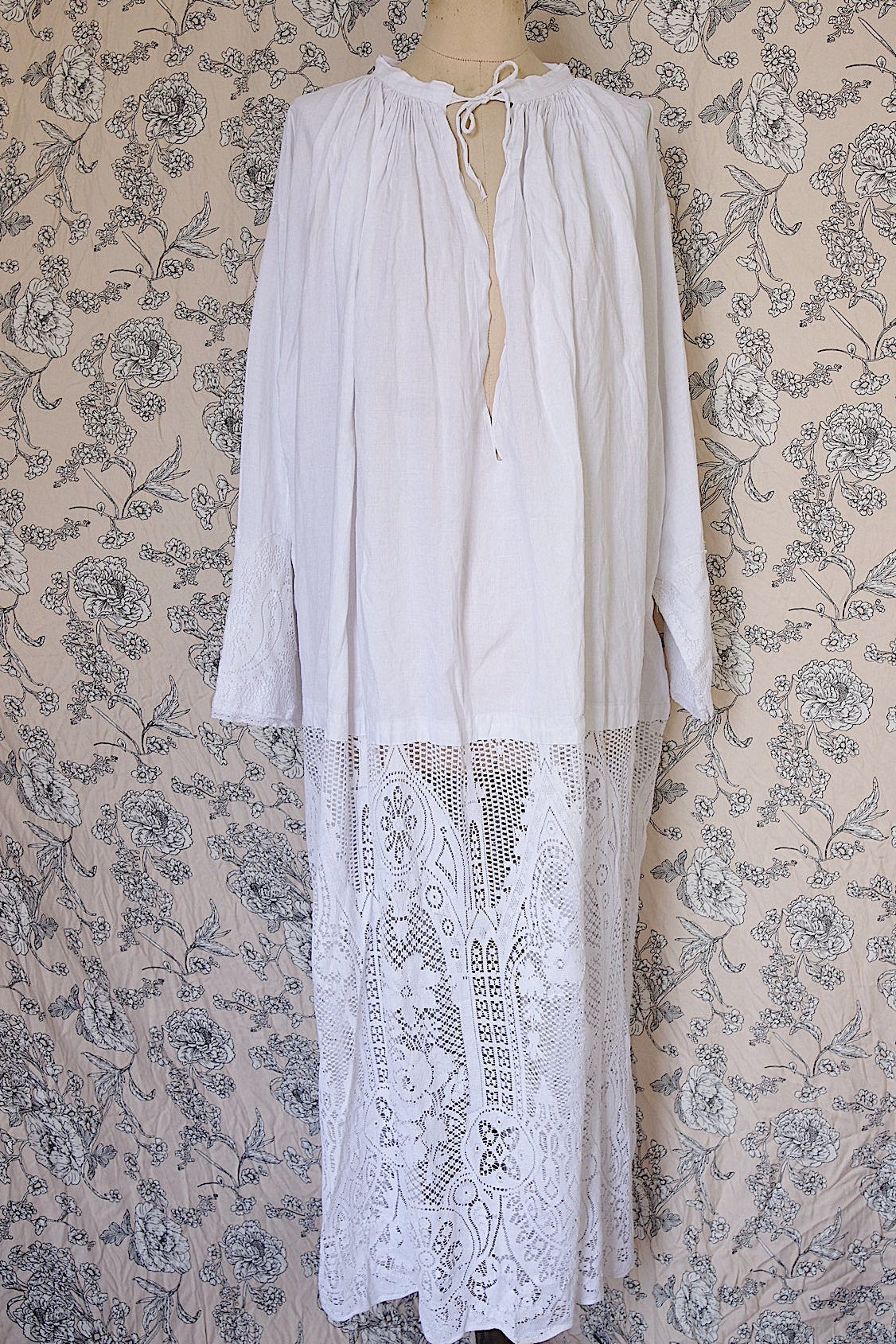 アンティーク司祭服 vêtement antique 1 .FR a l'epoque