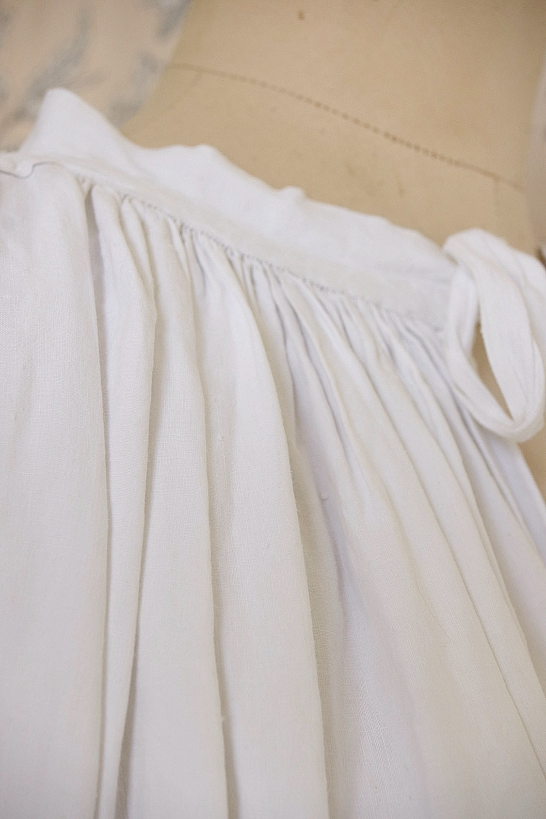 アンティーク司祭服 vêtement antique 2 .FR a l'epoque