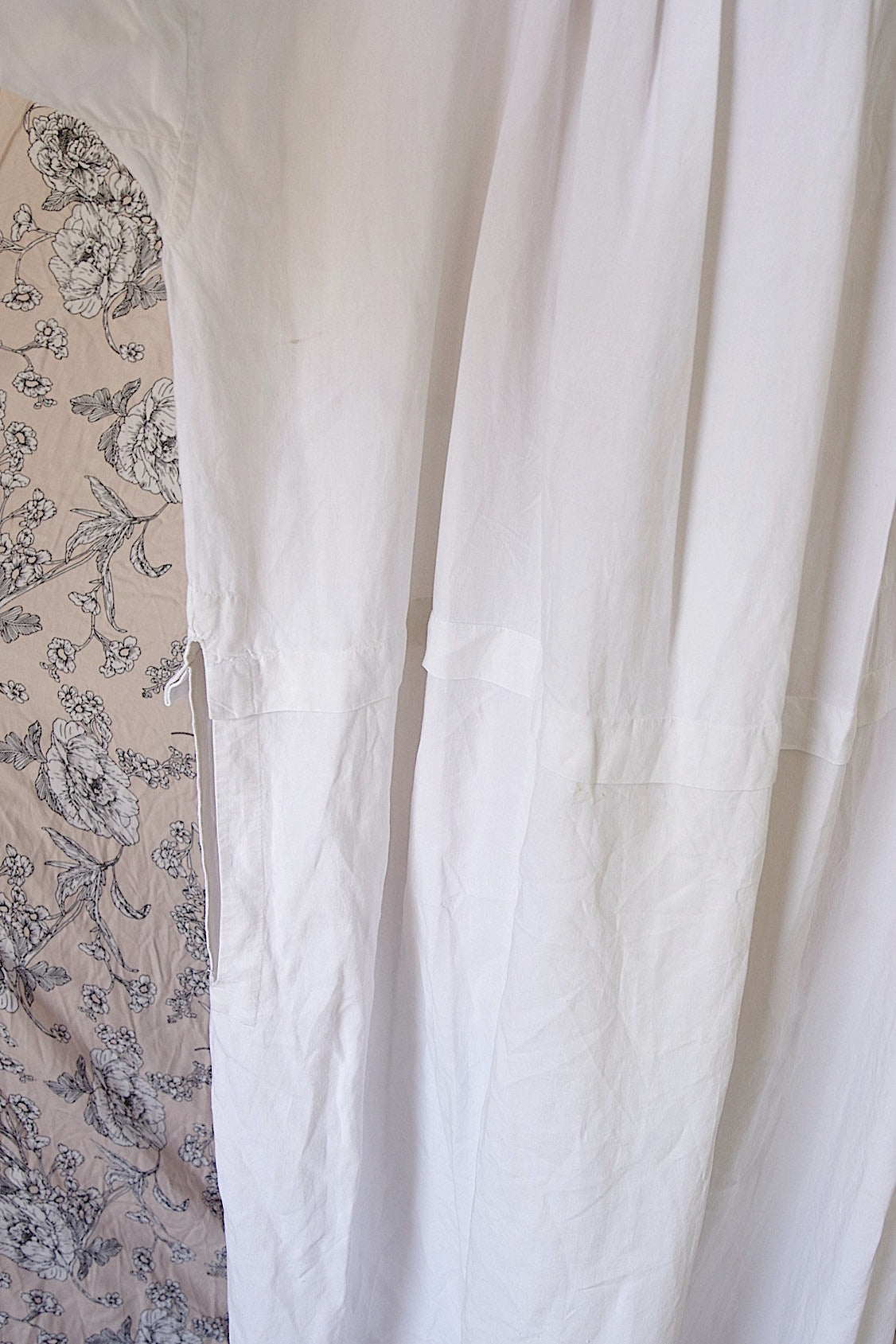 アンティーク司祭服 vêtement antique 2 .FR a l'epoque