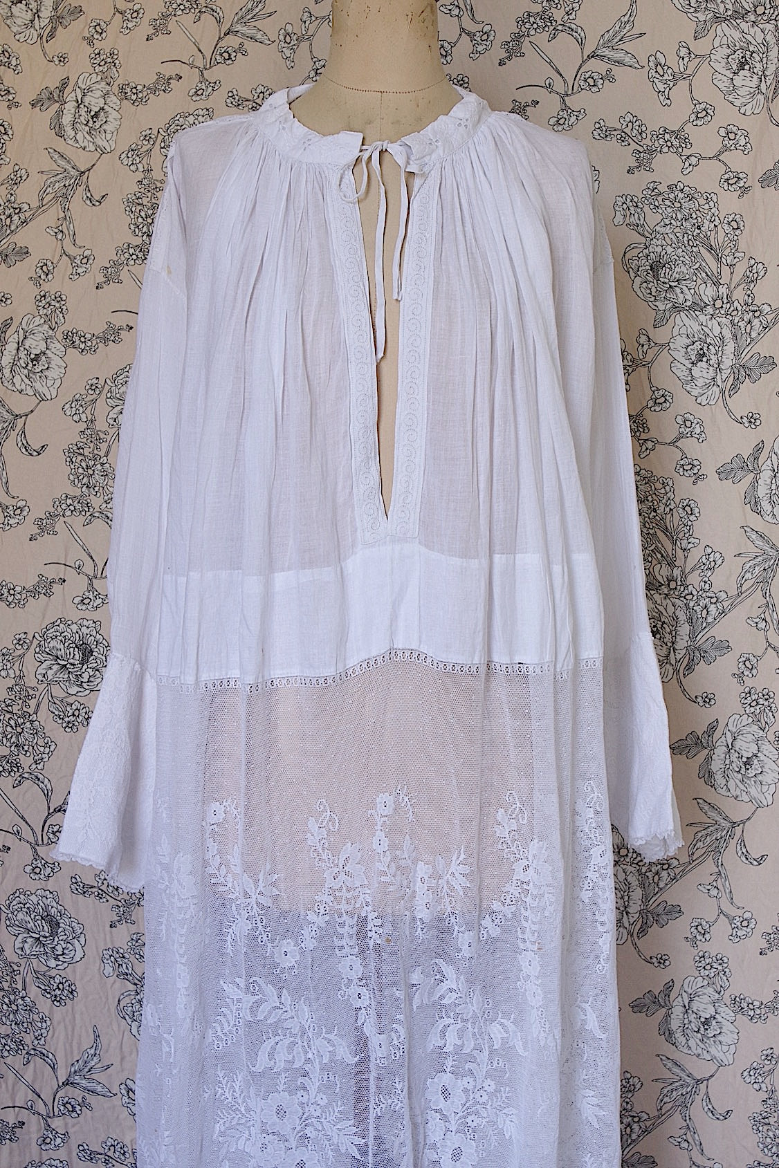 アンティーク司祭服 vêtement antique 3 .FR a l'epoque