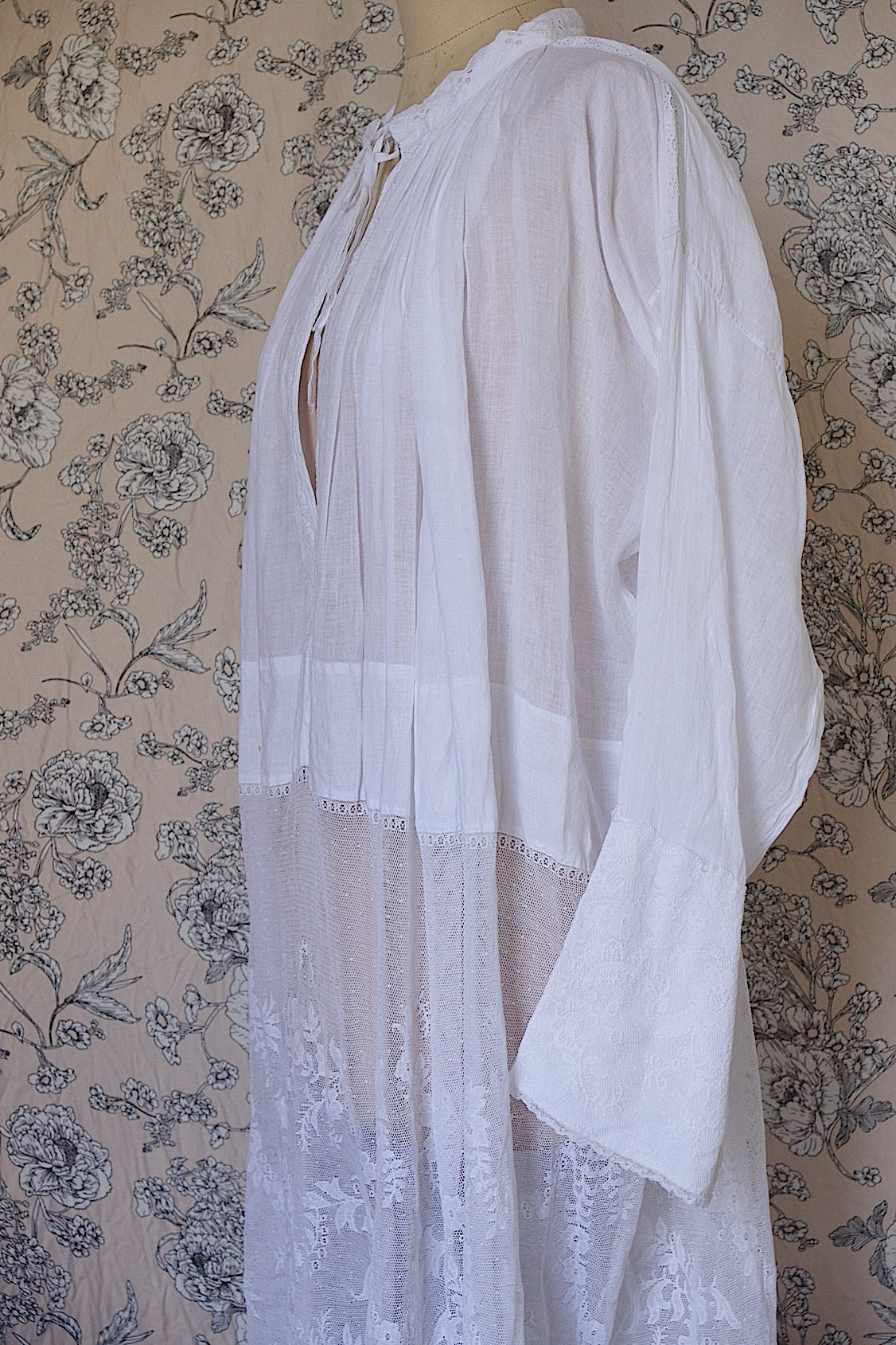 アンティーク司祭服 vêtement antique 3 .FR a l'epoque