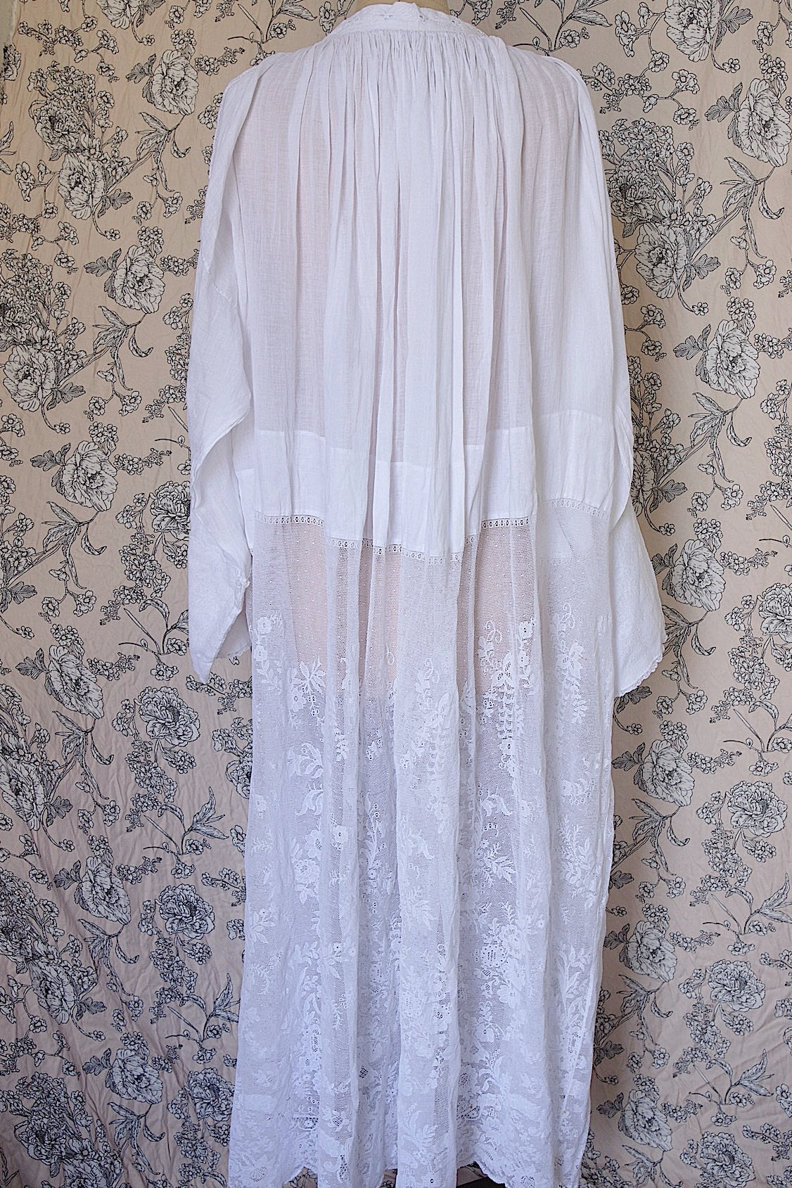 アンティーク司祭服 vêtement antique 3 .FR a l'epoque