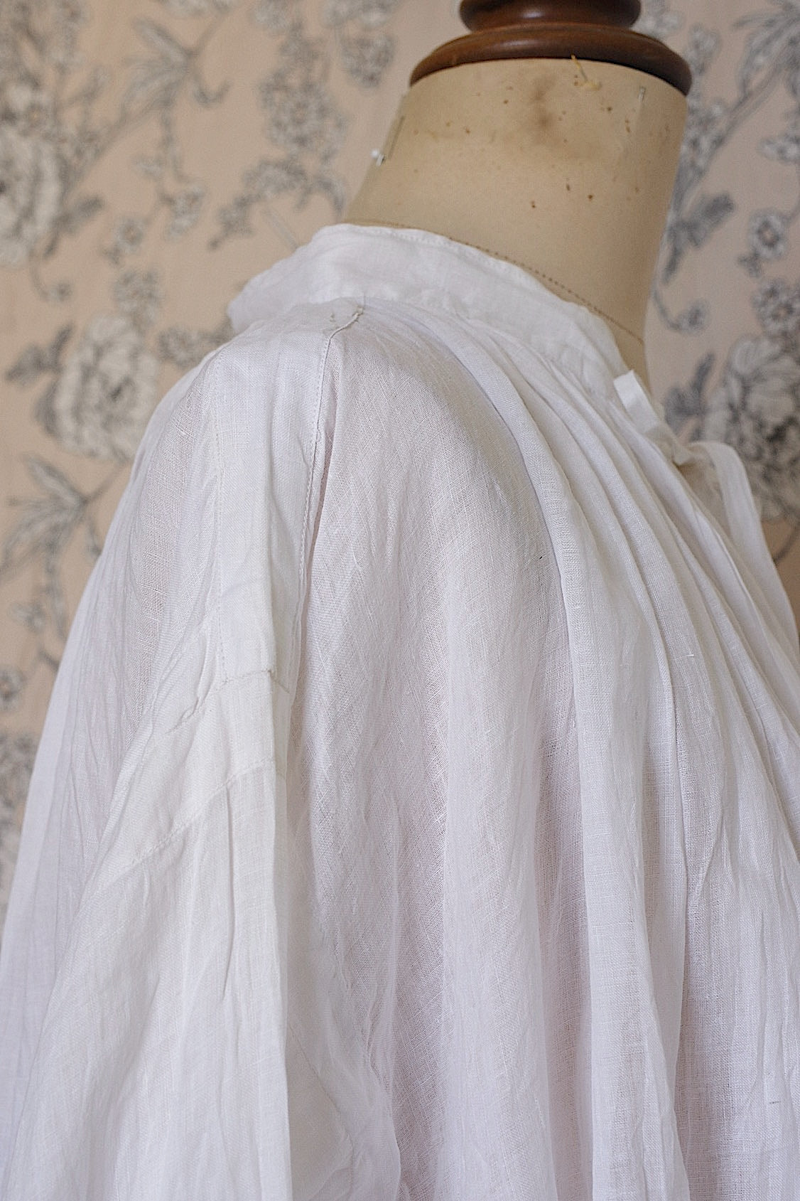 アンティーク司祭服 vêtement antique 5 .FR a l'epoque