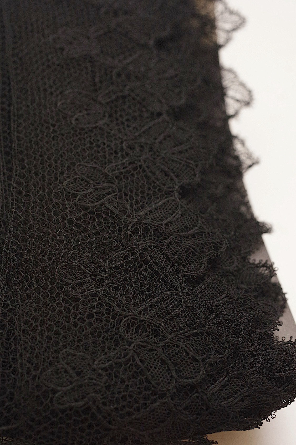 アンティークレース dentelle ancienne 黒レース シャンティイ 900cm .FR a l'epoque