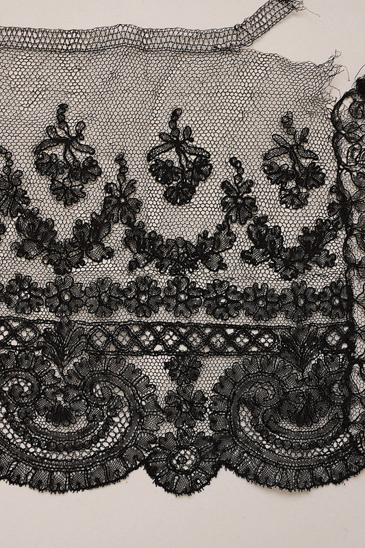 アンティークレース dentelle ancienne 黒レース シャンティイ 450cm .FR a l'epoque
