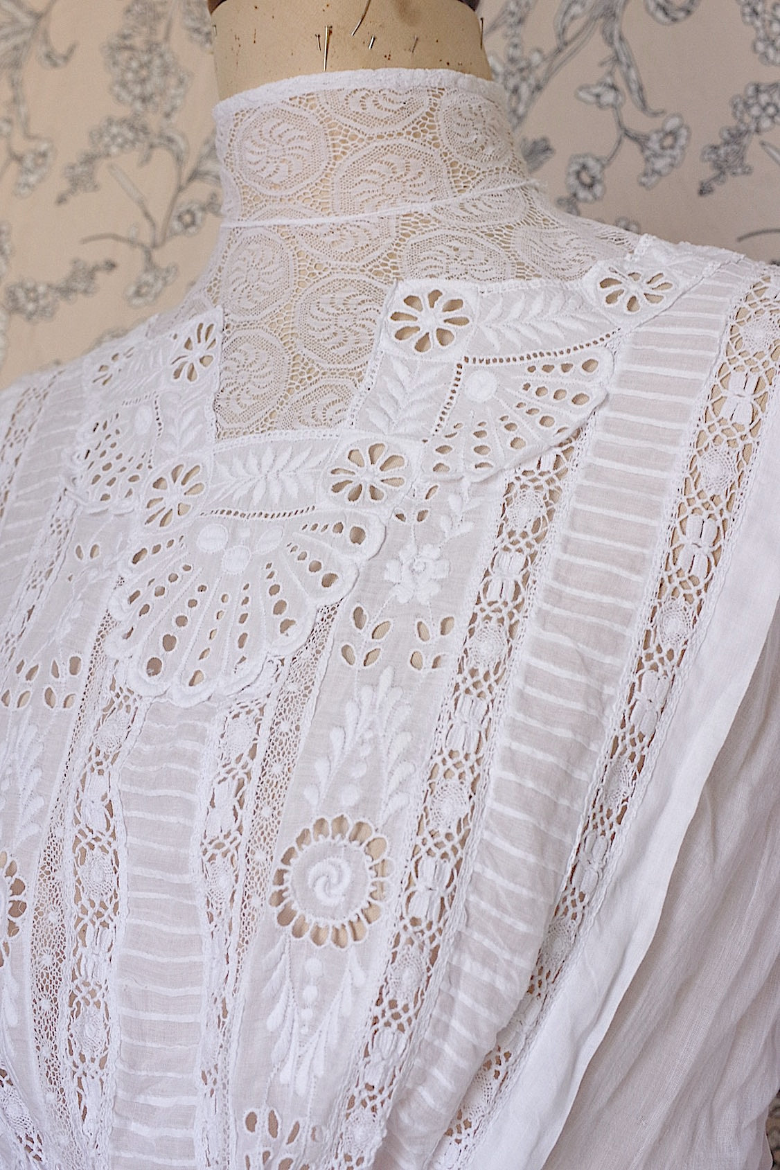 アンティークブラウス vêtement blouse 3 .FR a l'epoque