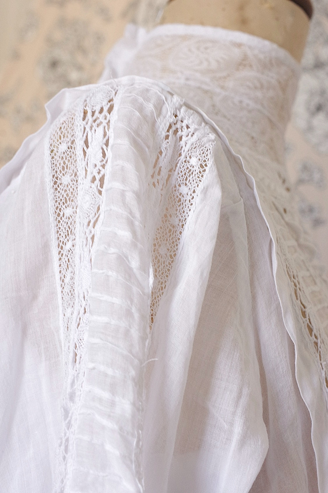 アンティークブラウス vêtement blouse 3 .FR a l'epoque