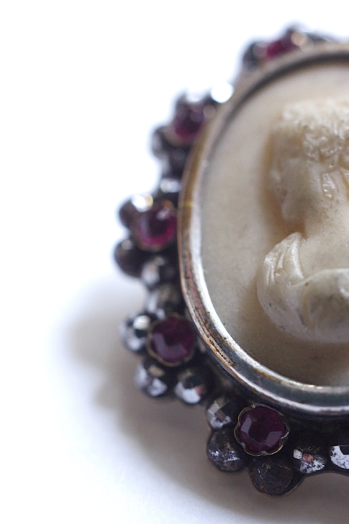 アンティークブローチ antique brooch カメオ .FR a l'epoque