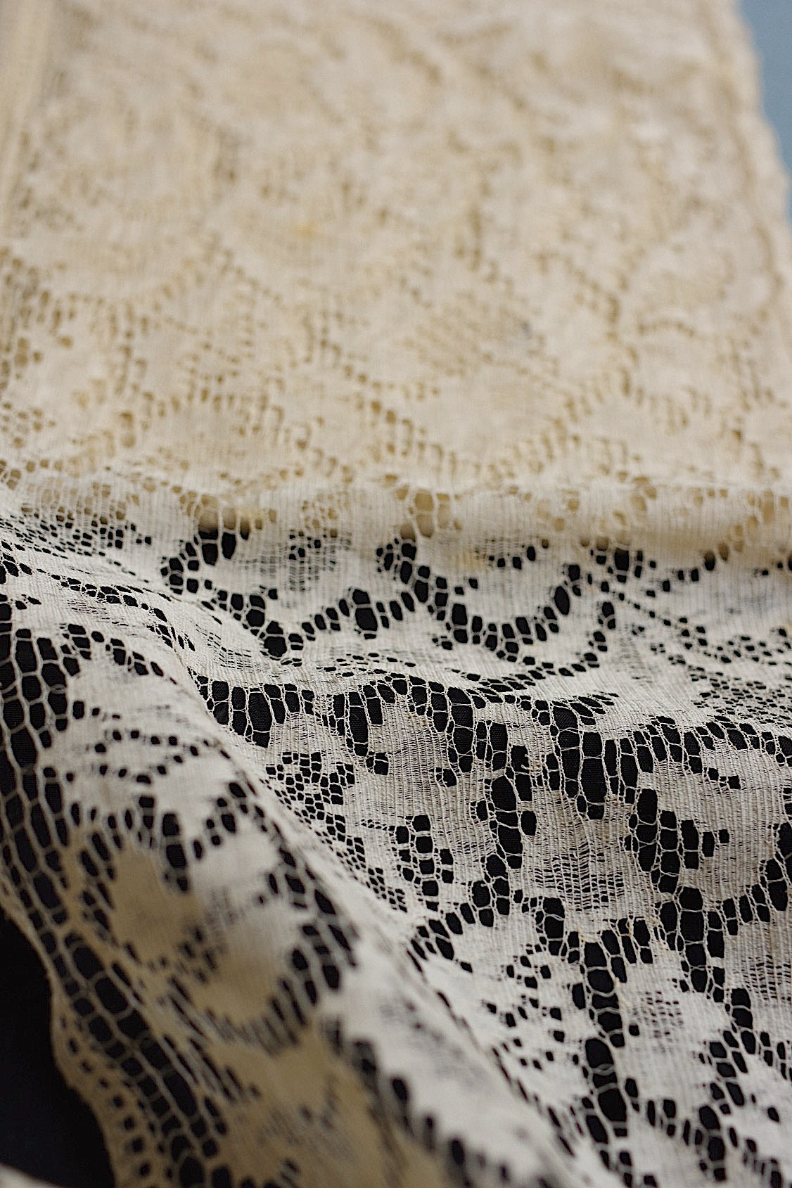 アンティークレース dentelle ancienne 620cm .FR a l'epoque