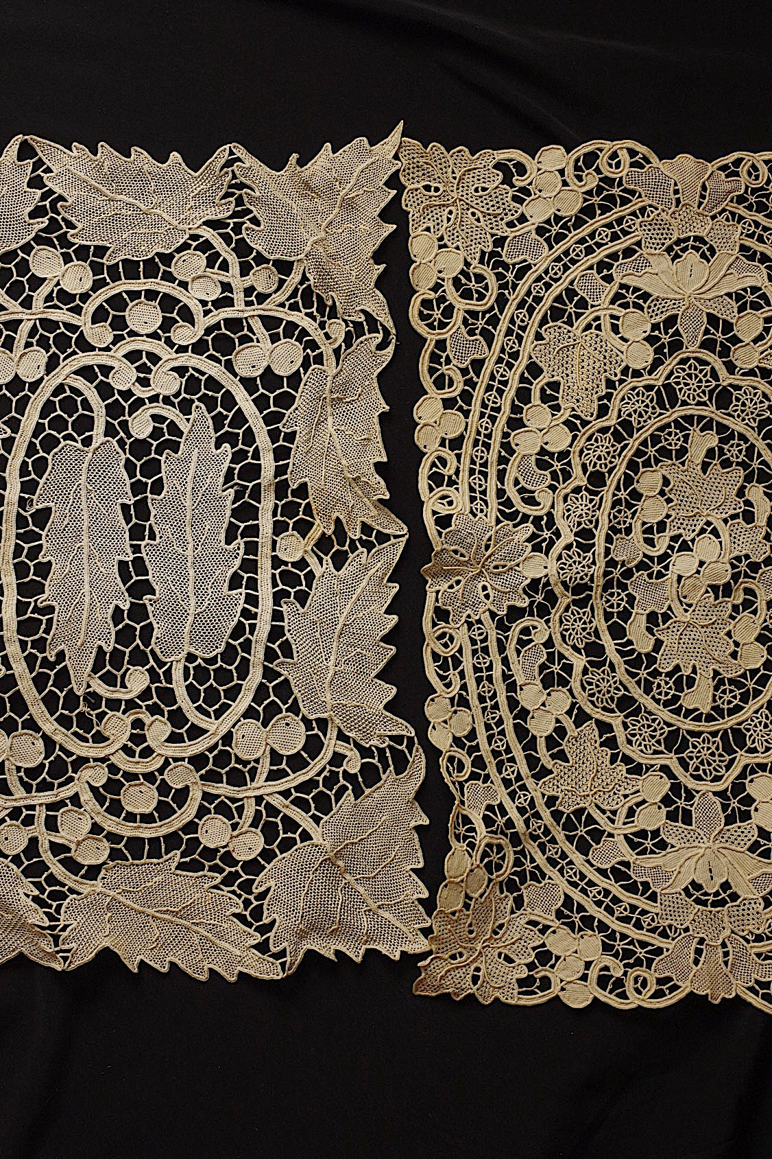 アンティークレース dentelle ancienne nappe 2枚 .FR a l'epoque