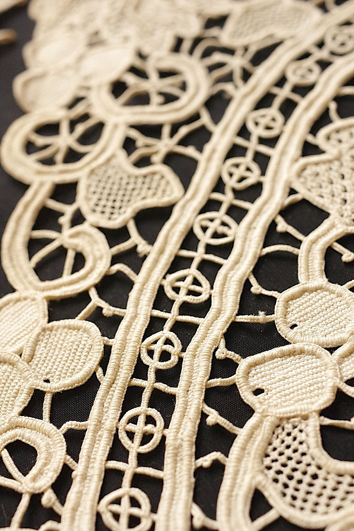 アンティークレース dentelle ancienne nappe 2枚 .FR a l'epoque