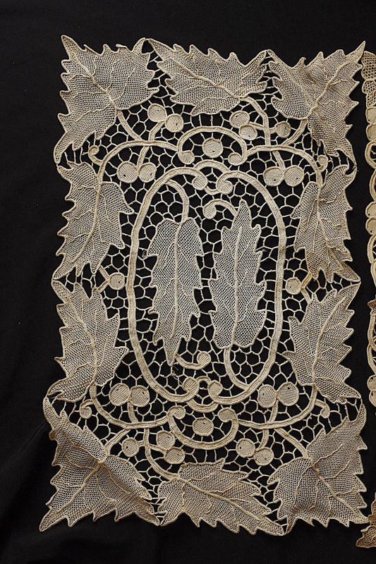 アンティークレース dentelle ancienne nappe 2枚 .FR a l'epoque