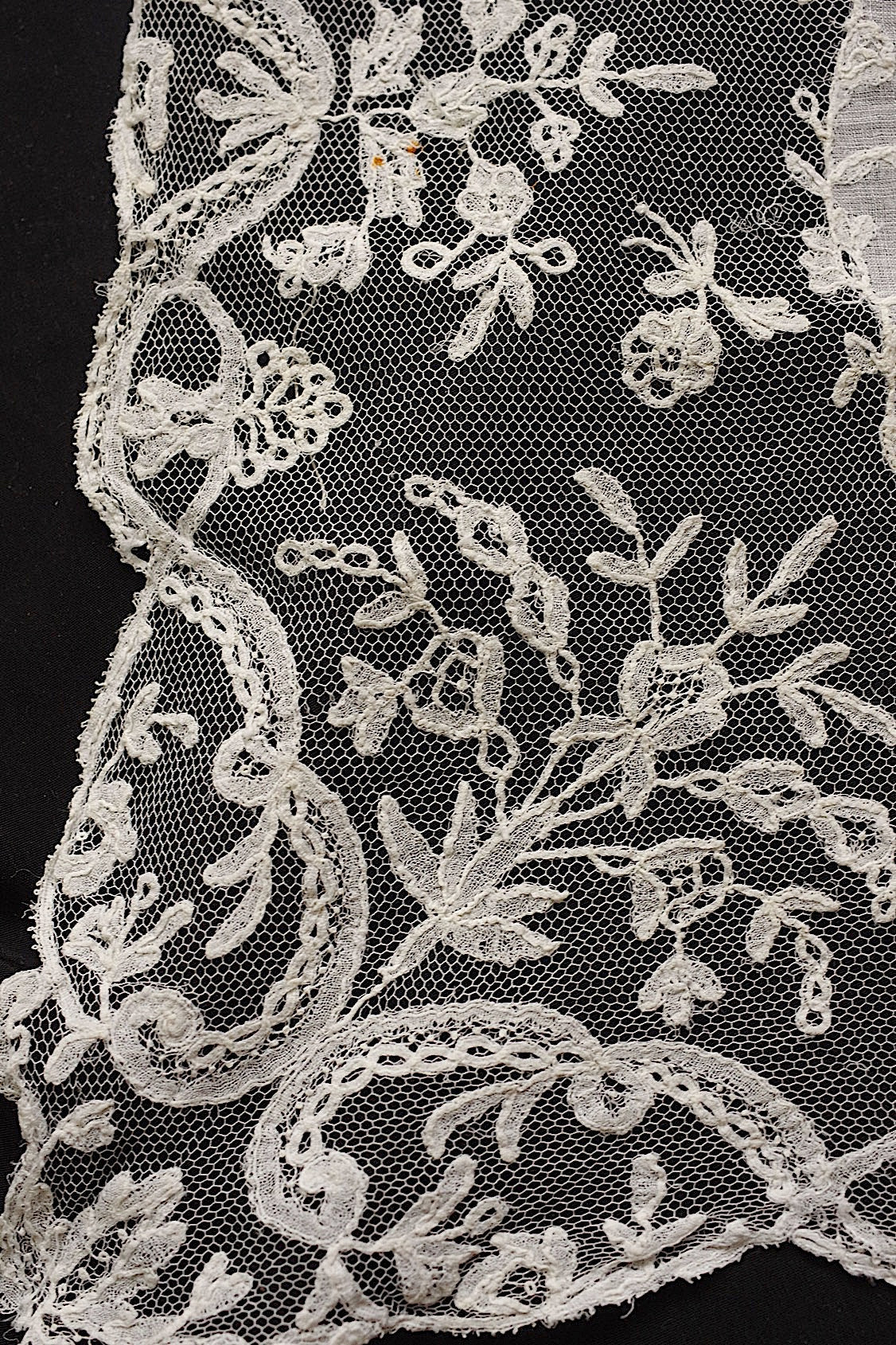アンティークレース dentelle ancienne レースハンカチ .FR a l'epoque