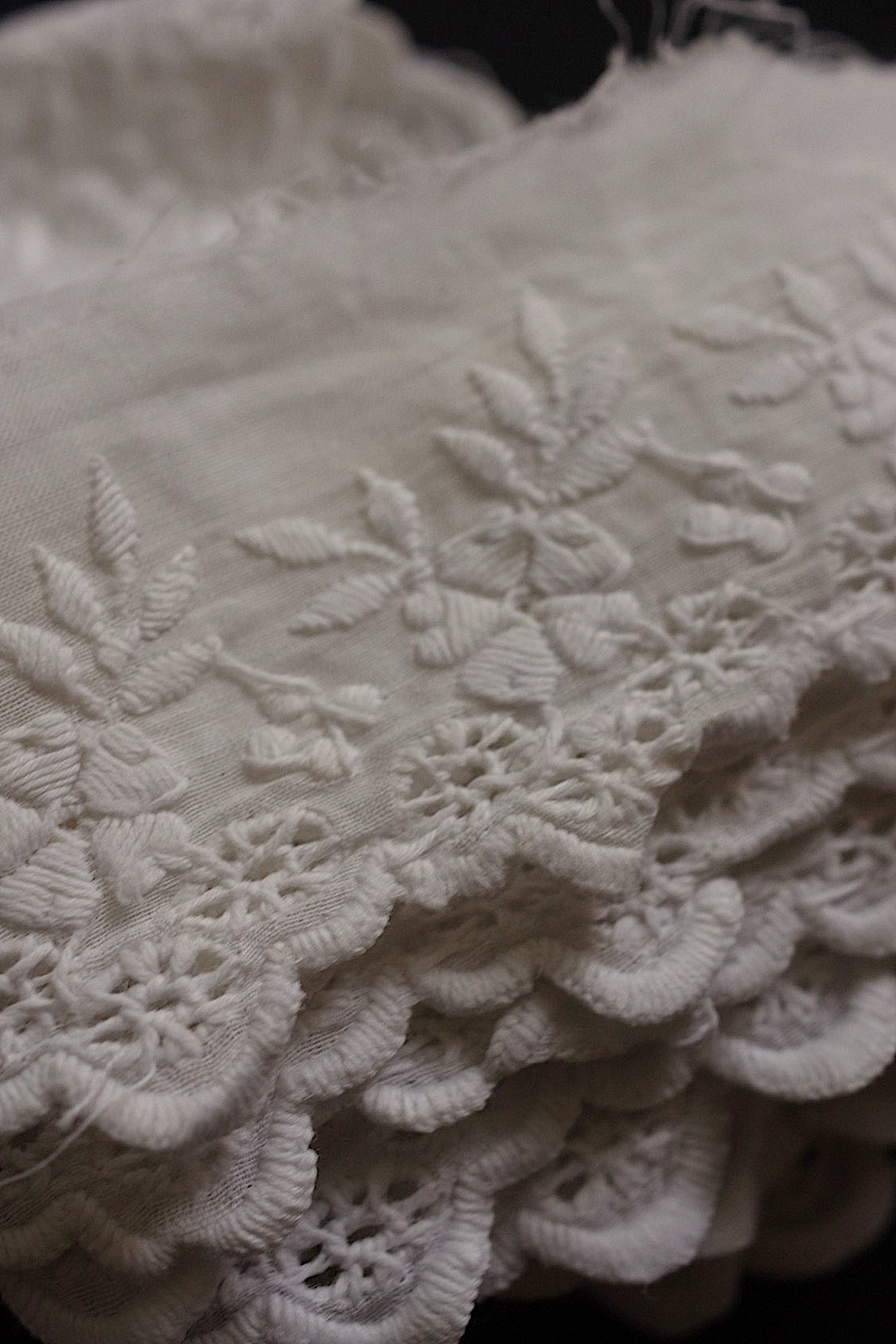 アンティークレース dentelle ancienne 刺繍テープ 回収品 .FR a l'epoque