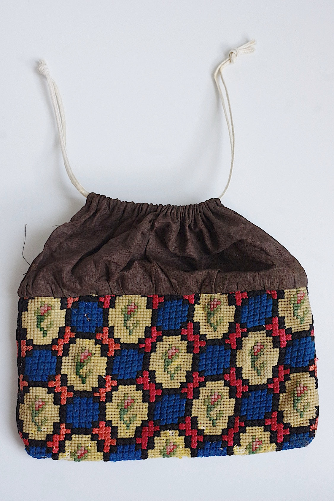 アンティークポーチ pochette antique .FR a l'epoque