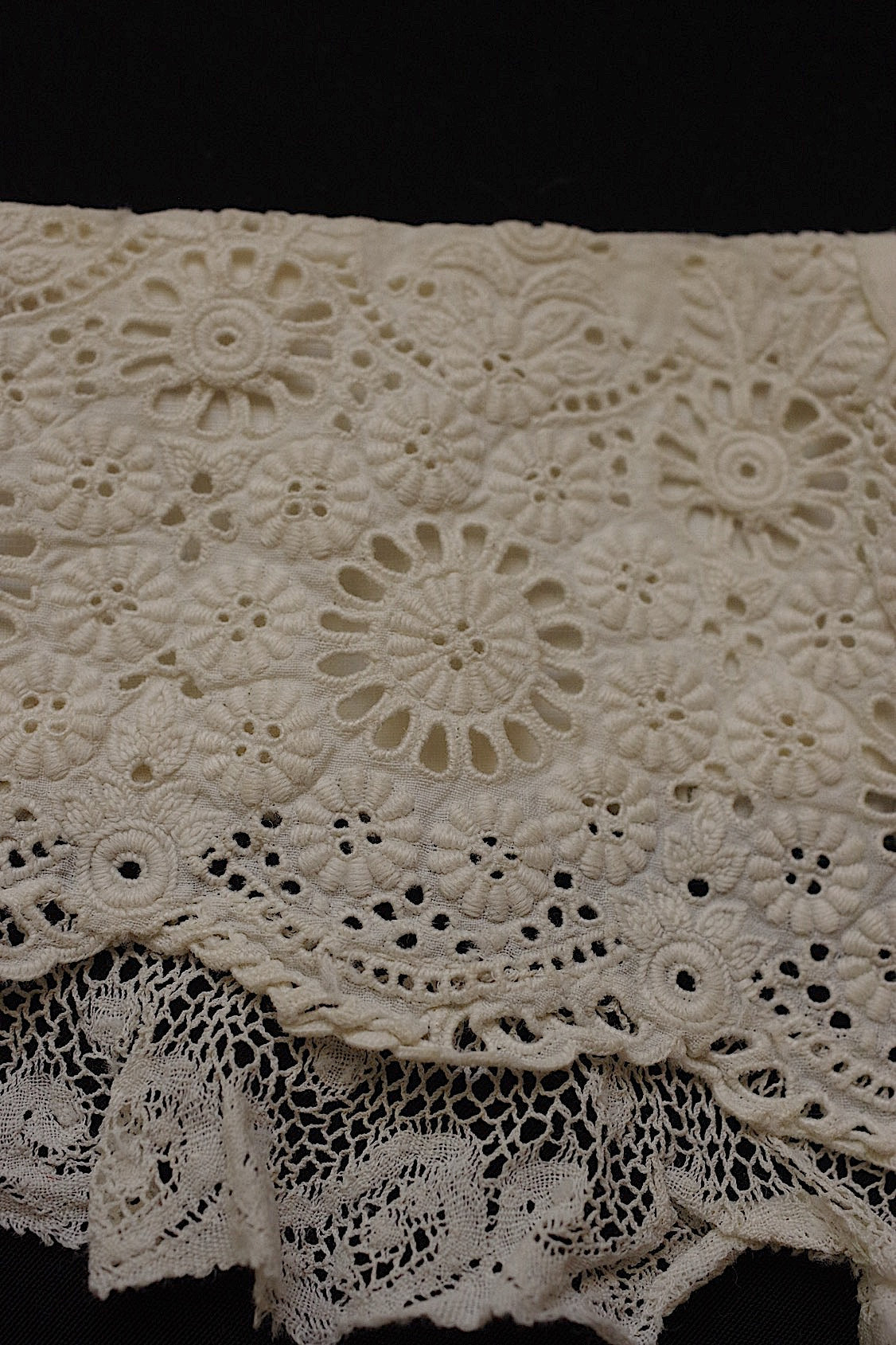 アンティークレース dentelle ancienne 150cm +カフス .FR a l'epoque