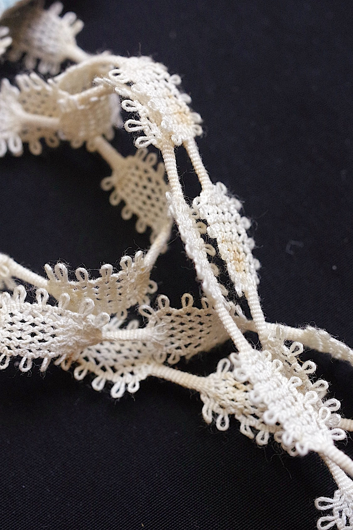 アンティークレース dentelle ancienne 90cm 720cm .FR a l'epoque