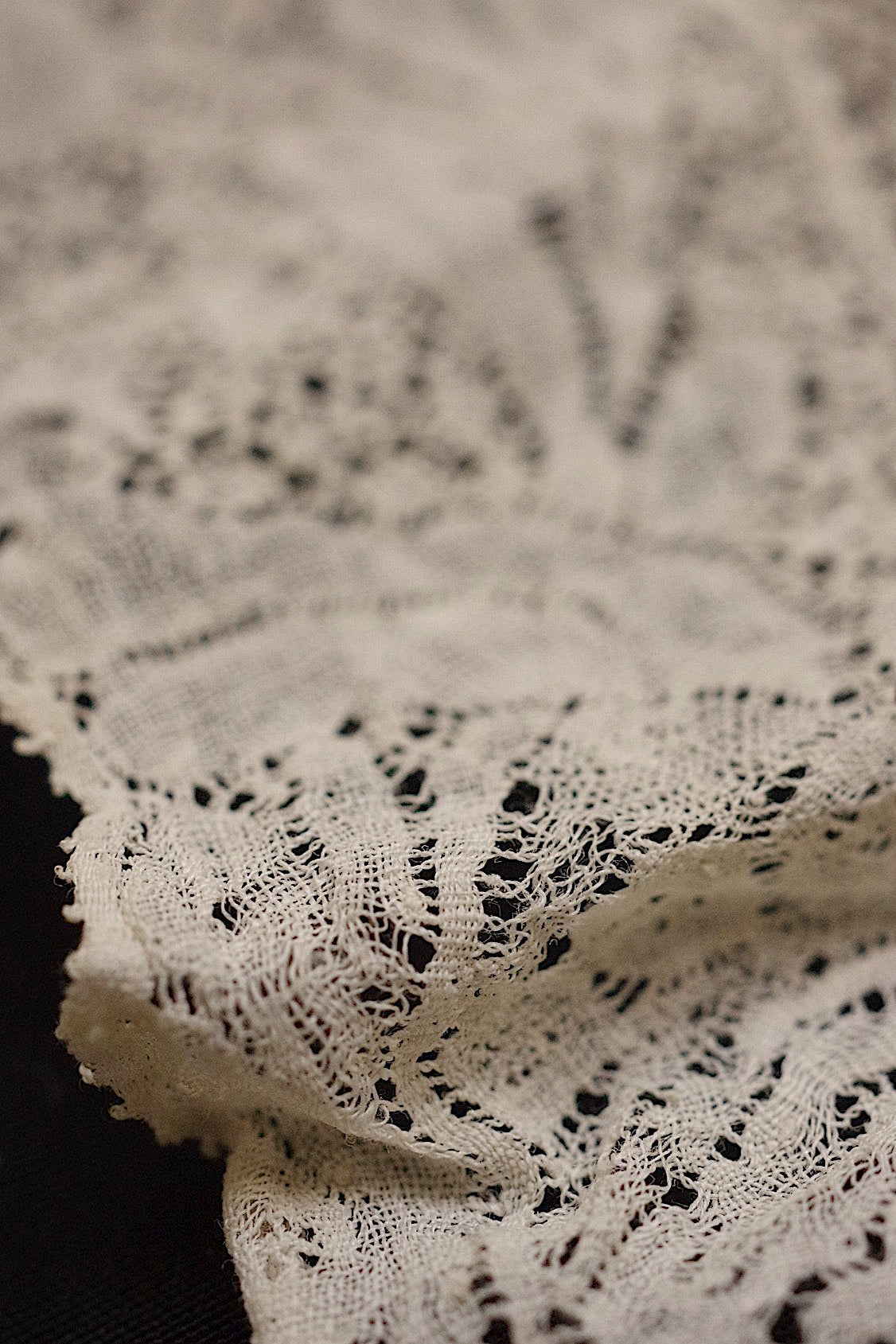 アンティークレース dentelle ancienne ヴァランシエンヌ2種 .FR a l'epoque