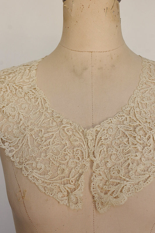 アンティークレース dentelle ancienne 襟 .FR a l'epoque