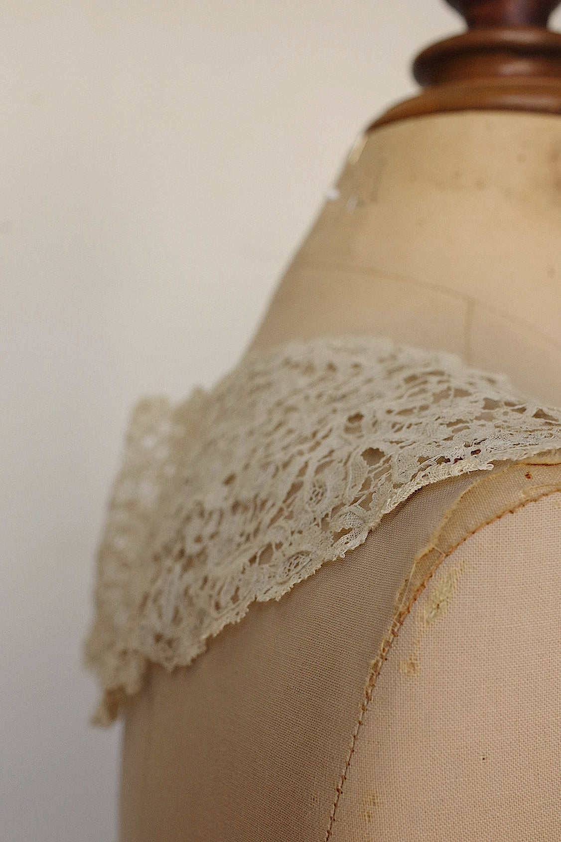 アンティークレース dentelle ancienne 襟 .FR a l'epoque