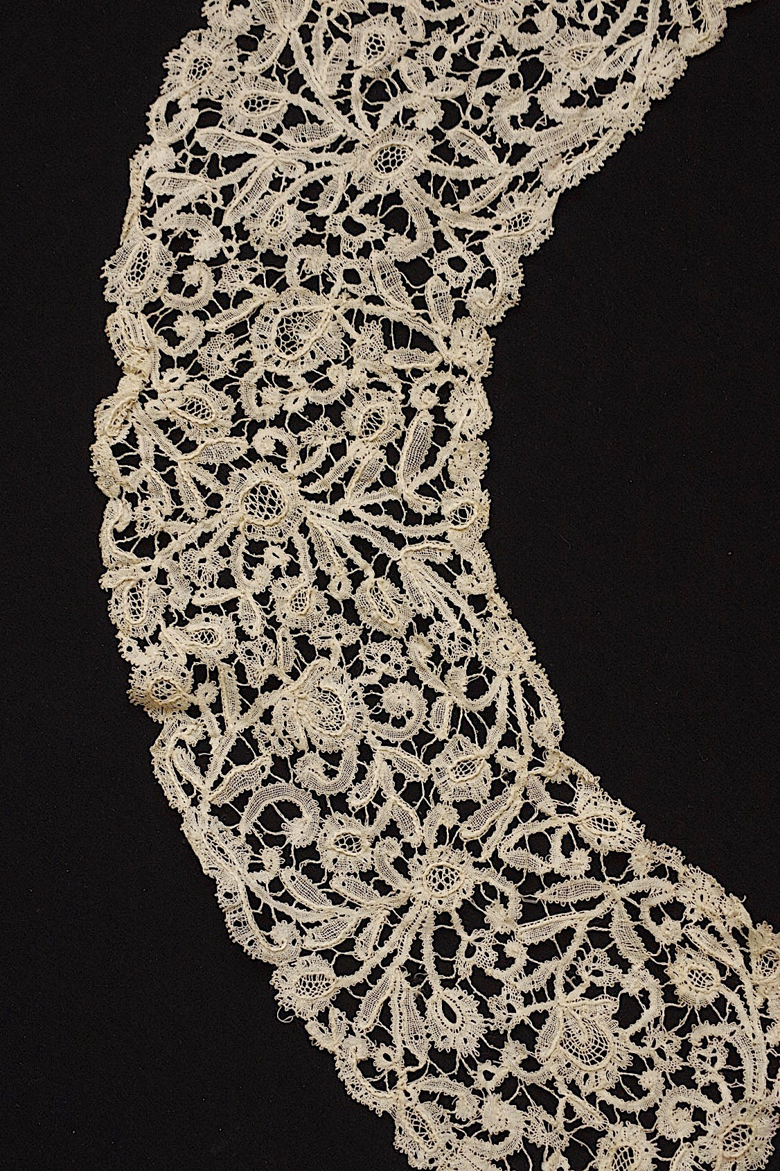 アンティークレース dentelle ancienne 襟 .FR a l'epoque