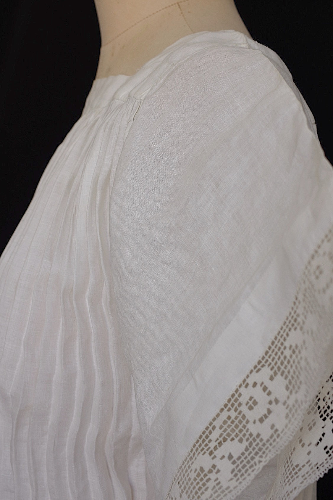 アンティーク服 vêtement antique surplis 教会チュニック2 .FR a l'epoque
