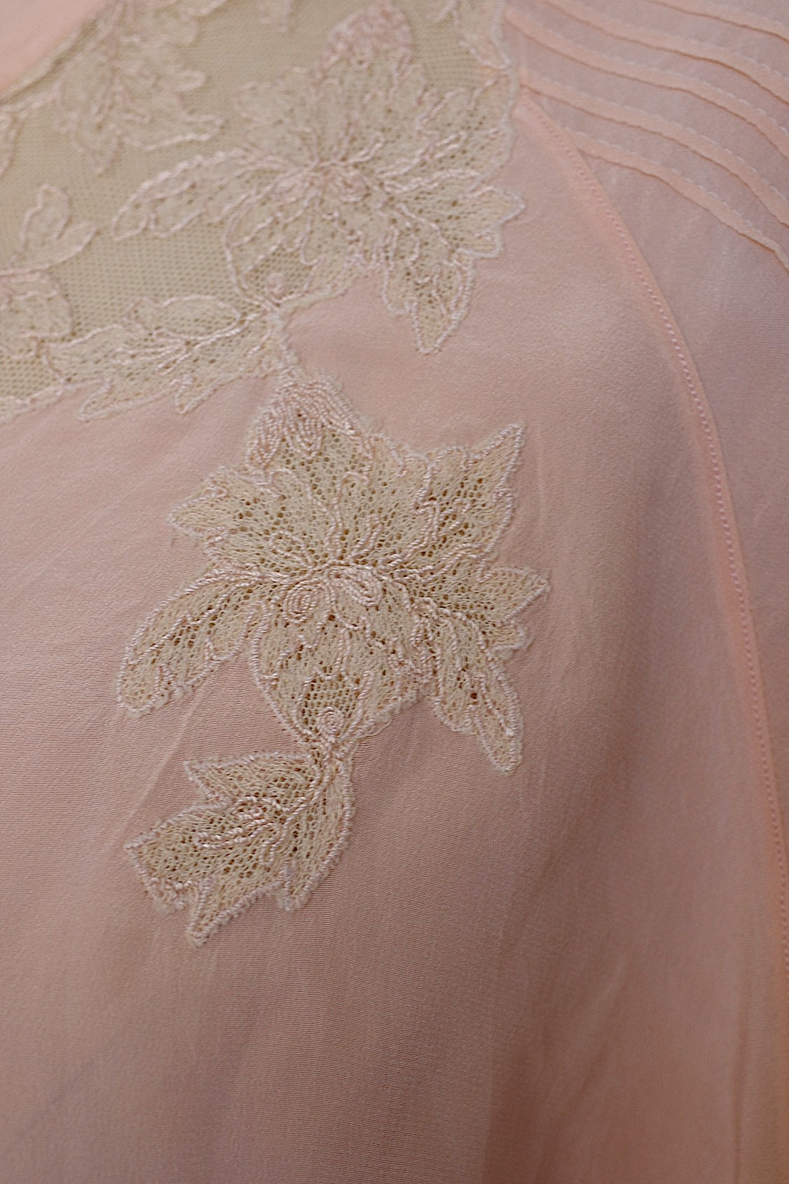 アンティークランジェリー vêtement antique レーストップ2 .FR a l'epoque