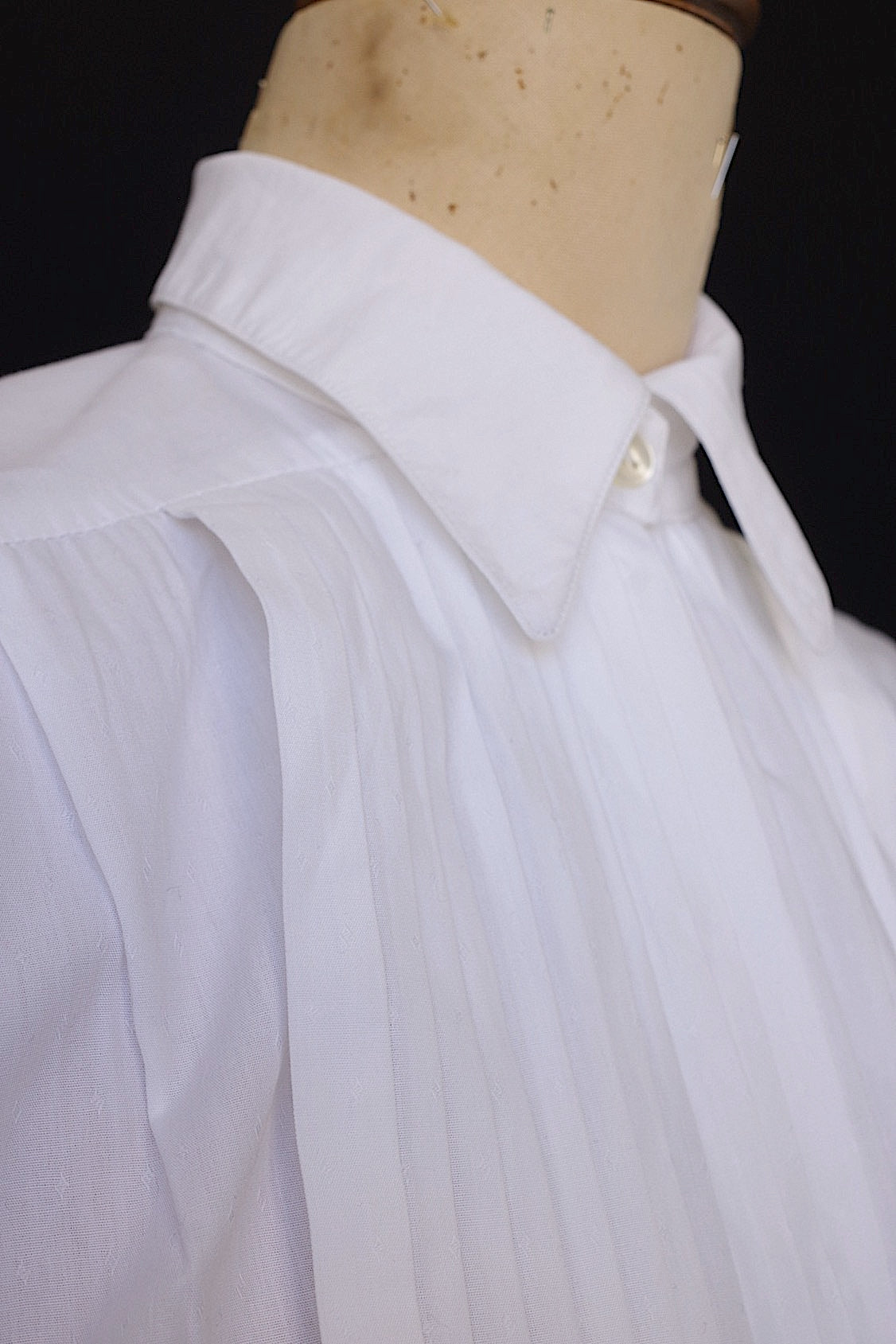 ヴィンテージブラウス vêtement vintage EMANUELLE KHANH .FR a l'epoque