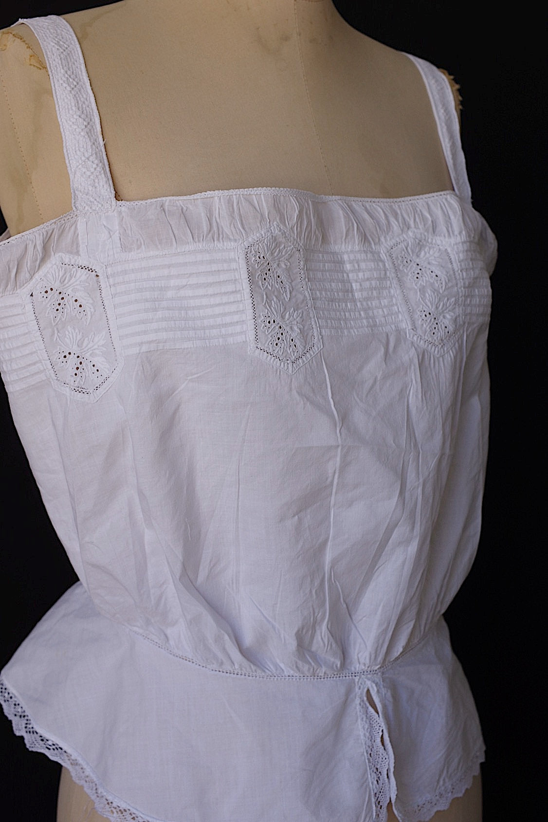 アンティークトップ vêtement antique 刺繍トップ .FR a l'epoque