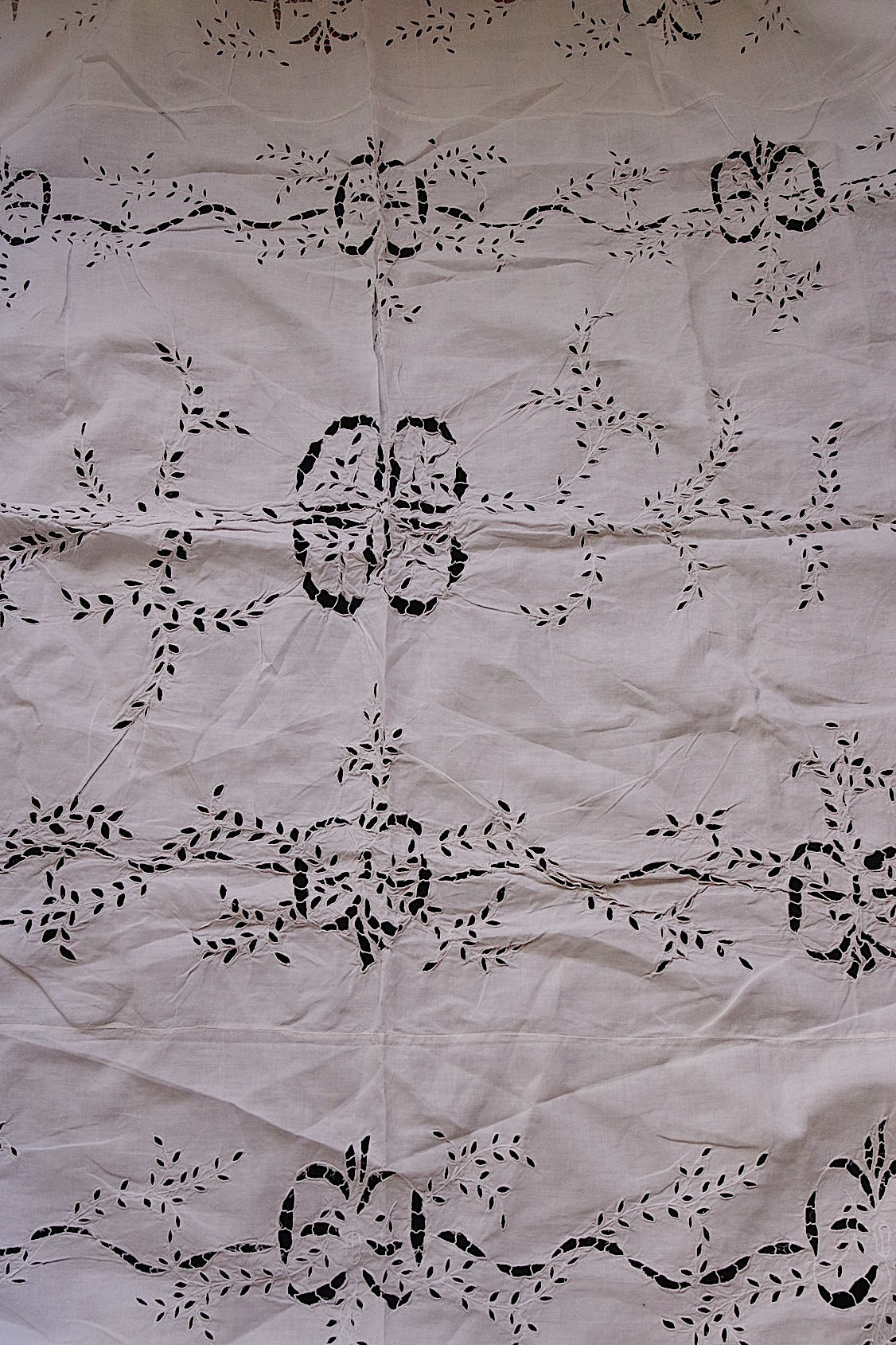 アンティーククロス linge de maison 刺繍リネンクロス .FR a l'epoque