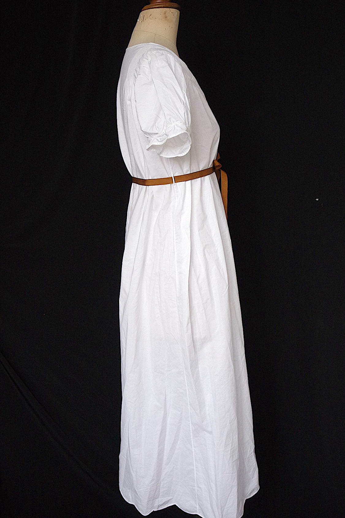アンティークコットンワンピース vêtement antique robe de chambre 2 .FR a l'epoque
