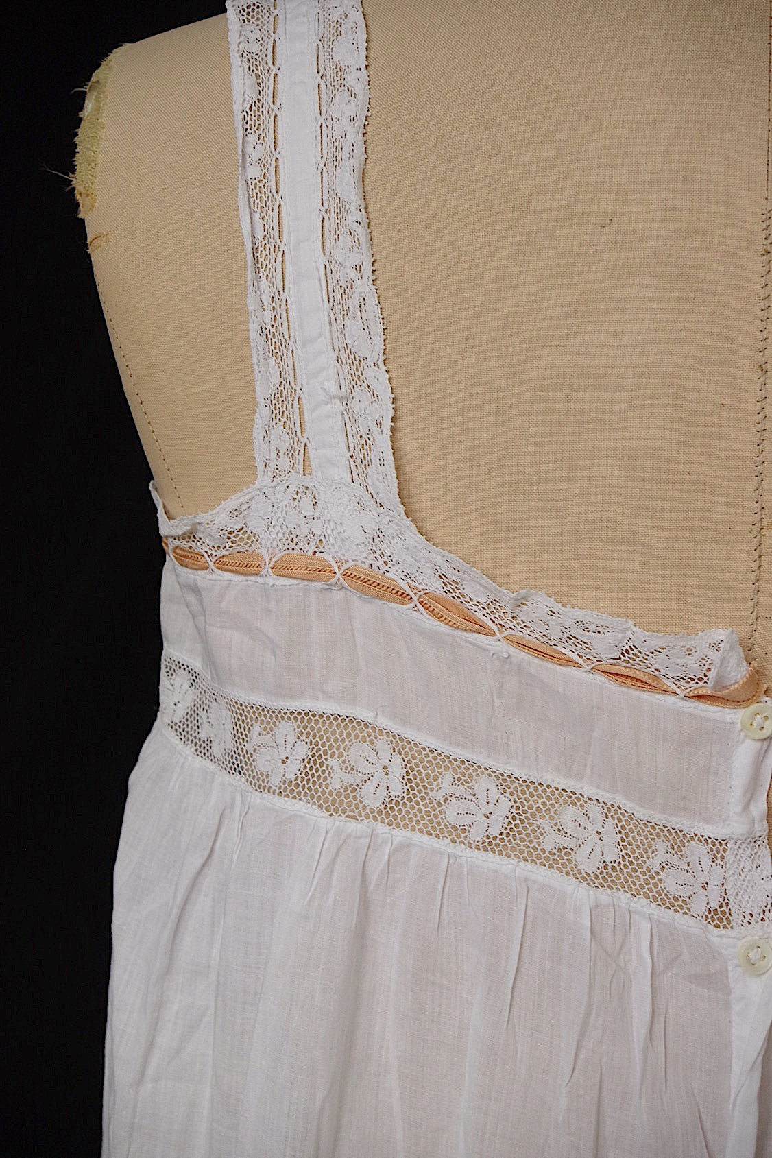 アンティークコットンワンピース vêtement antique robe de chambre 3 .FR a l'epoque