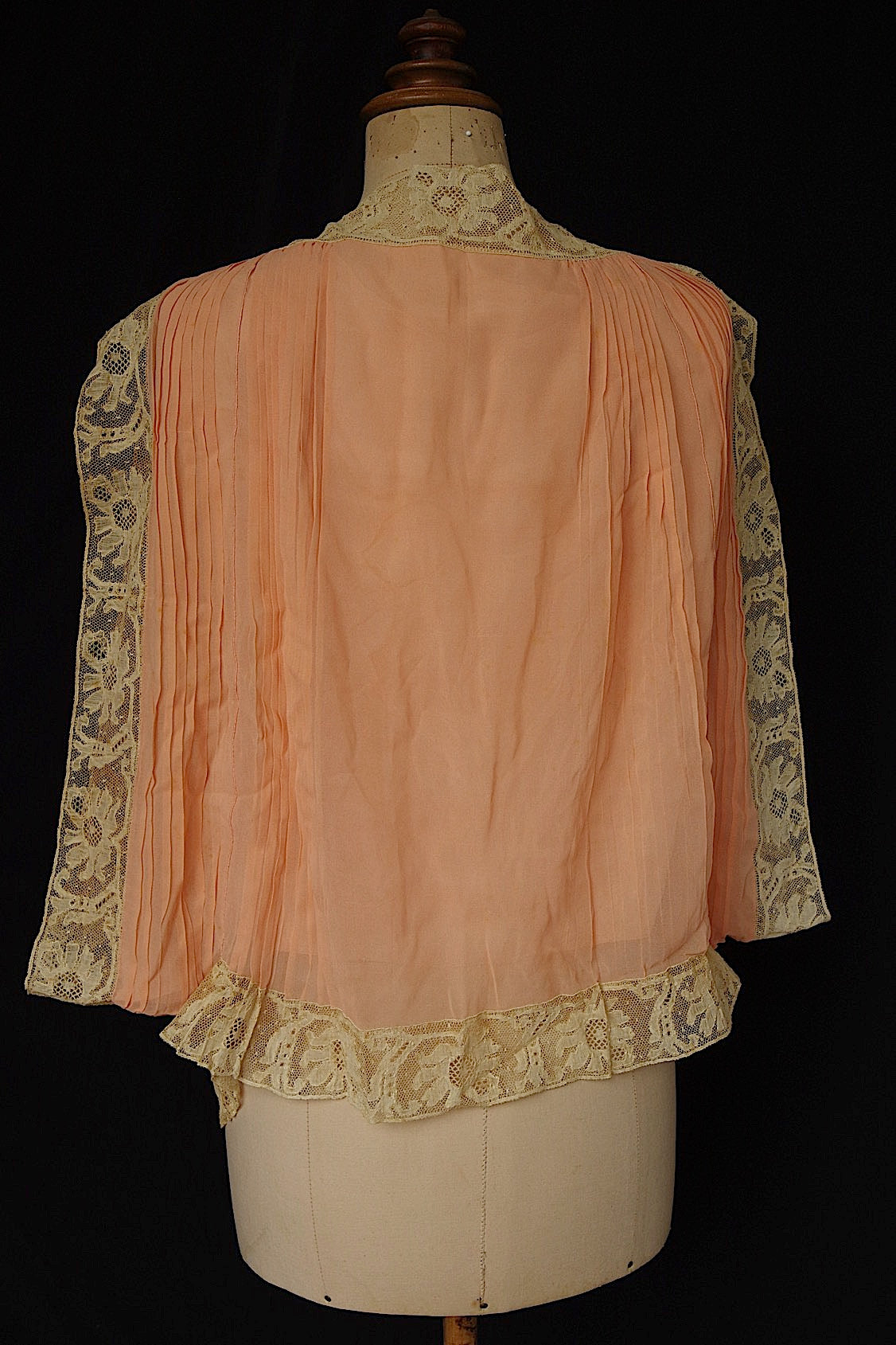 アンティークシルク羽織 vêtement antique lingerie .FR a l'epoque