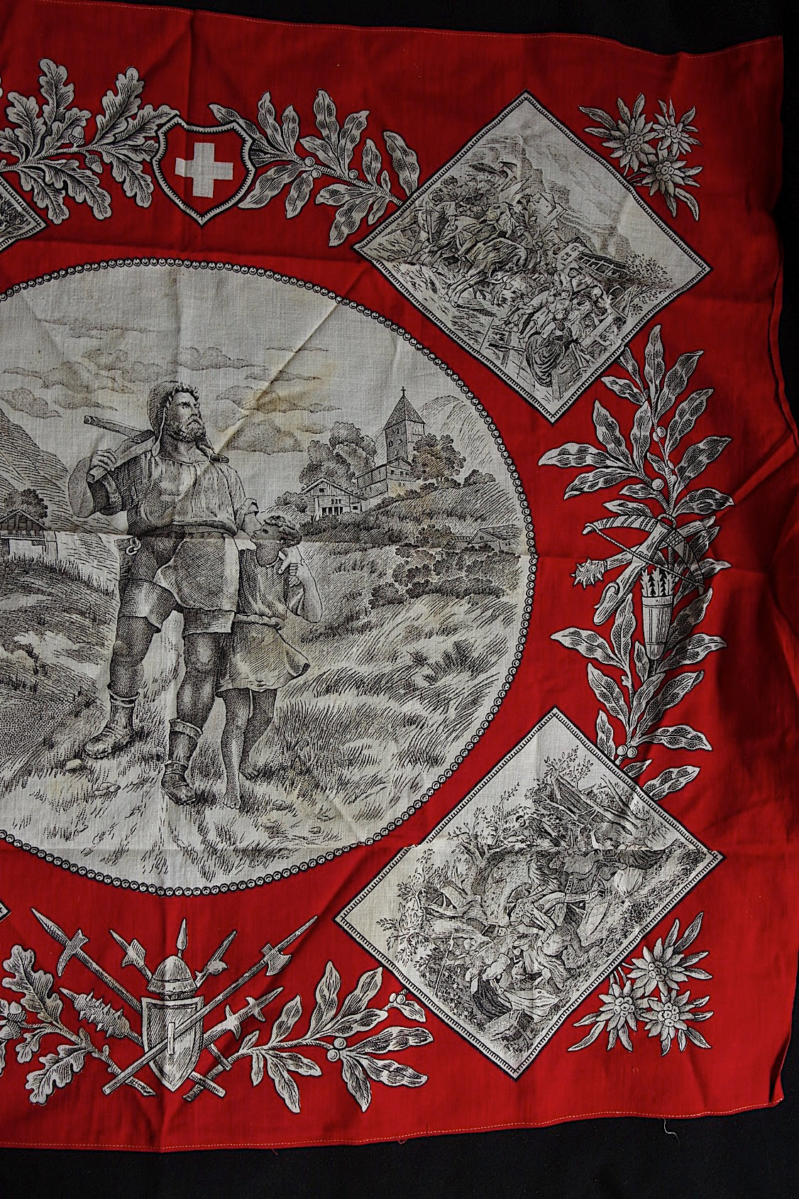 アンティークバンダナ fichu antique スイス .FR a l'epoque