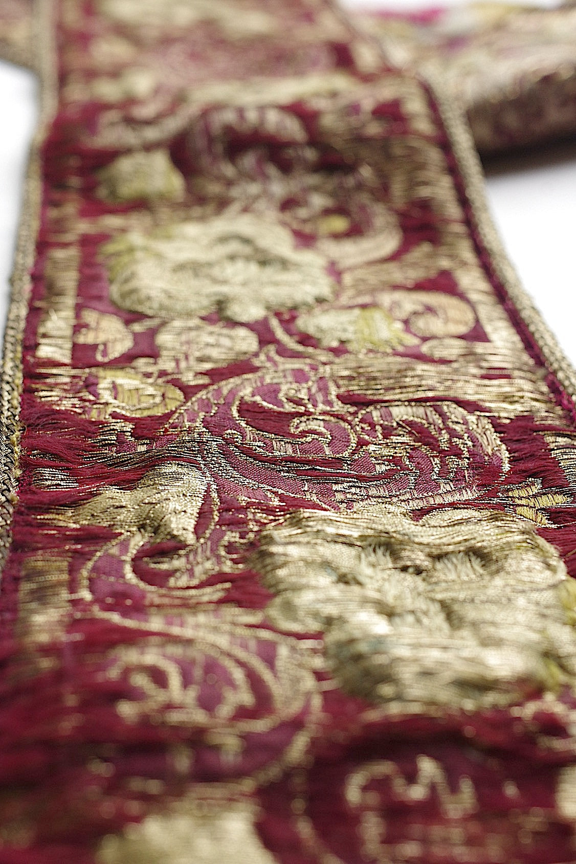 アンティークリボン ruban antique .FR a l'epoque