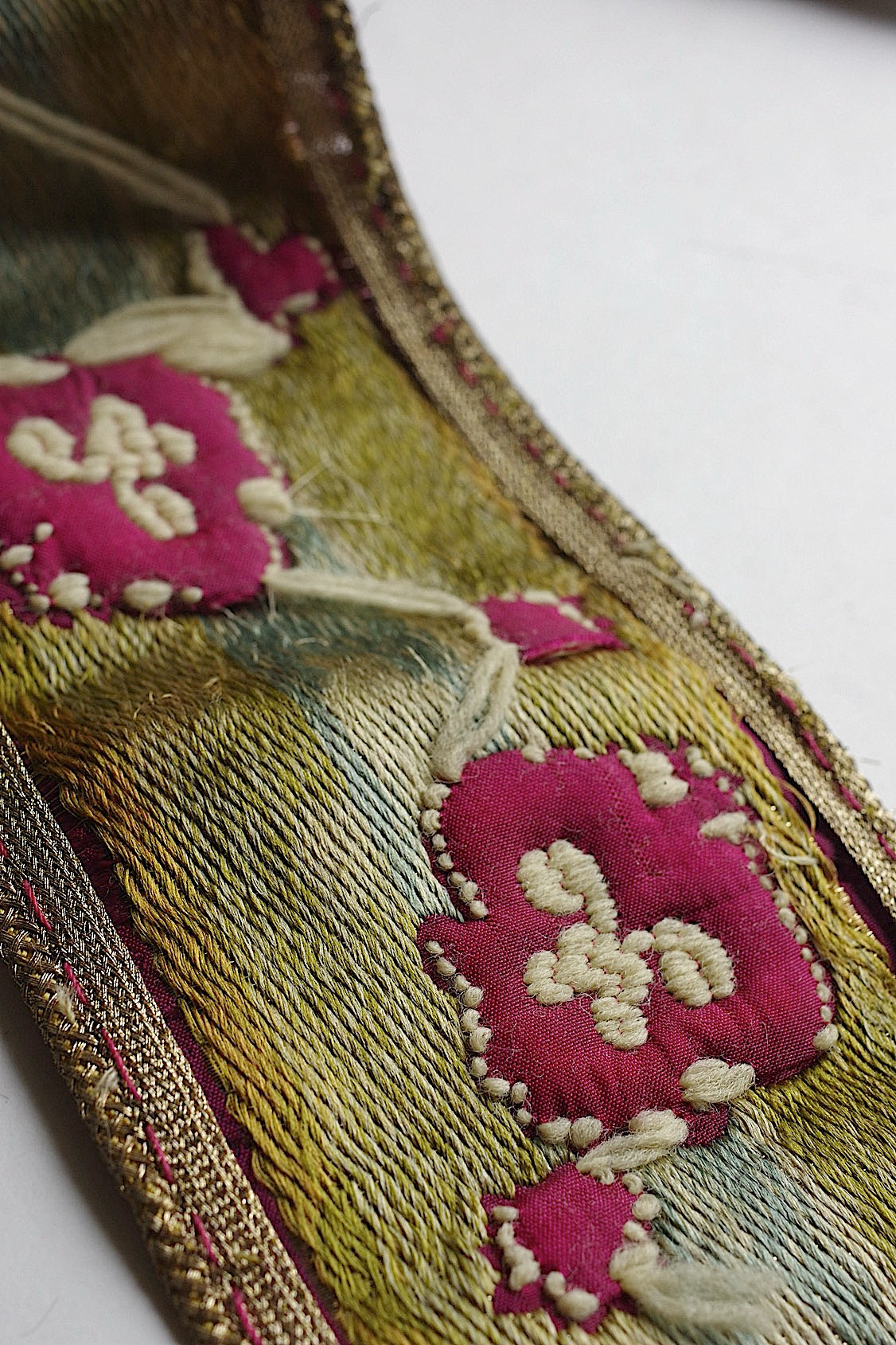 アンティークリボン ruban antique .FR a l'epoque