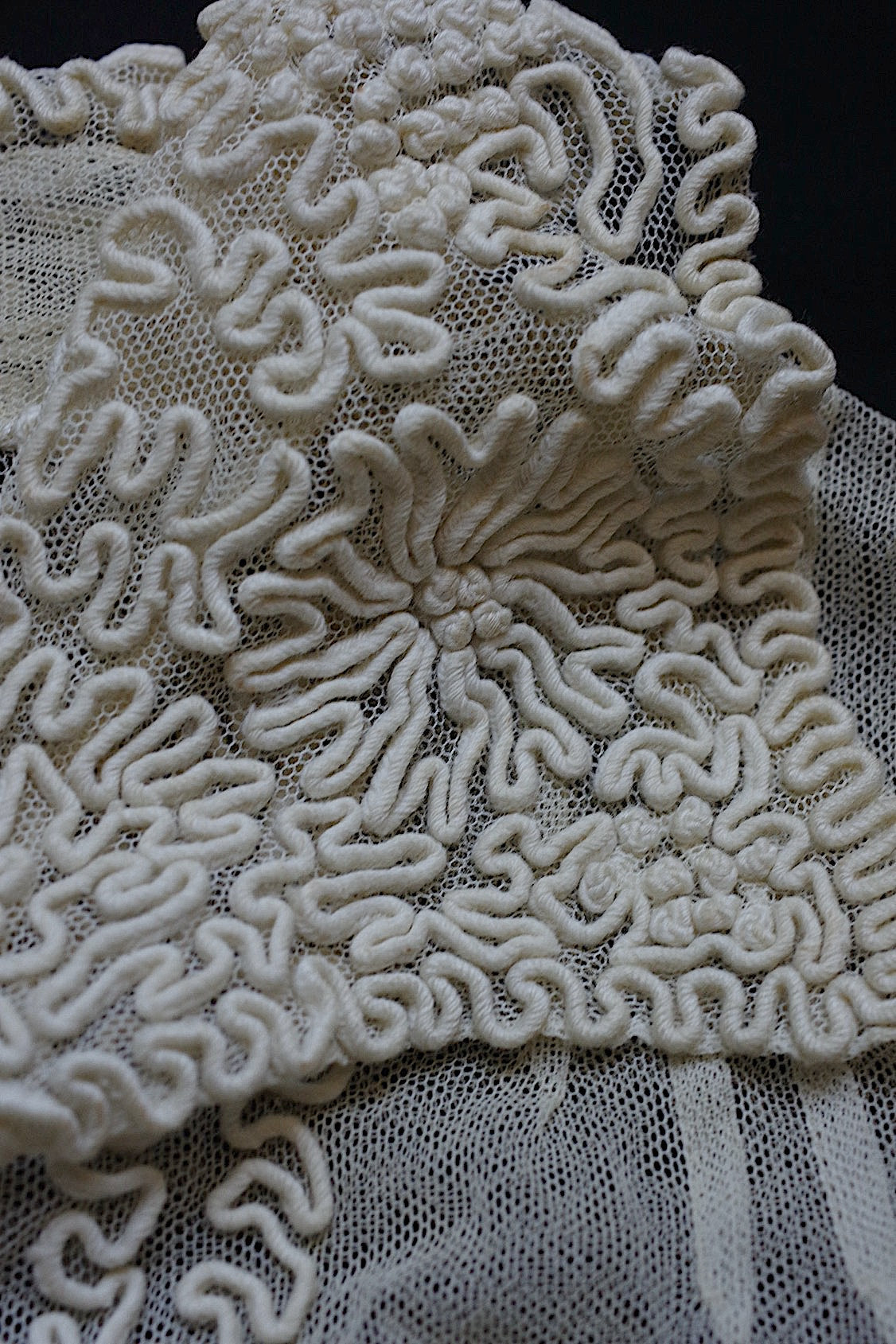 アンティークレース/dentelle ancien/antique lace/プラストロン+襟型 .FR a l'epoque