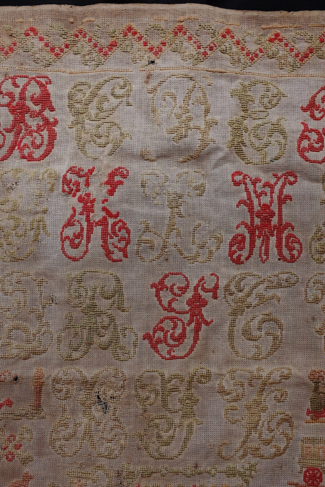 アンティーク刺繍/brodrie ancien/antique stitch embroidery/ .FR a l'epoque