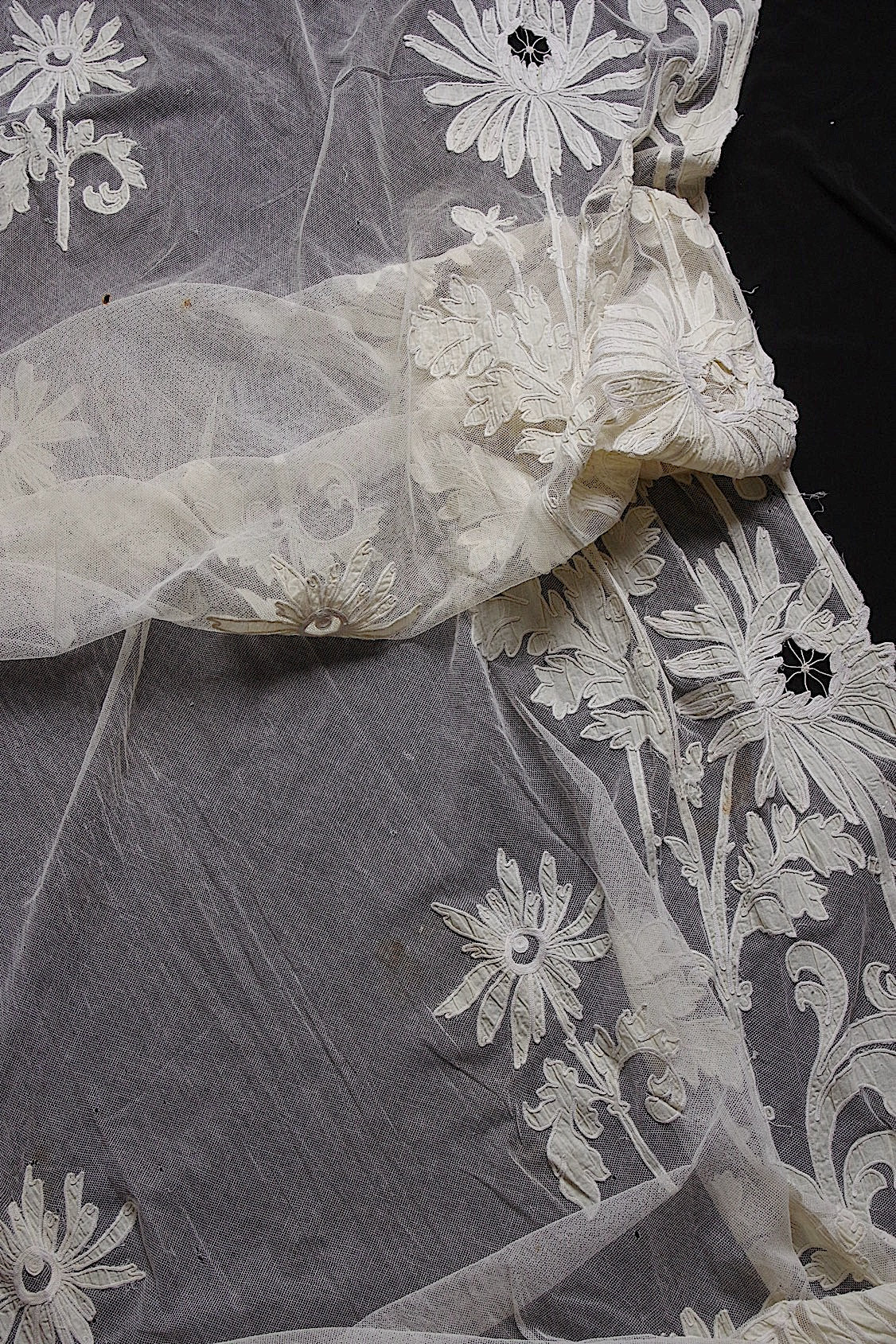 アンティークカーテン/rideau ancien/antique curtain 1 .FR a l'epoque