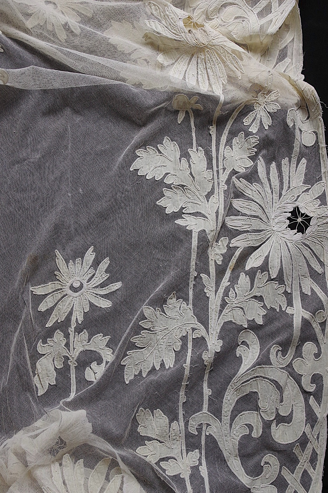 アンティークカーテン/rideau ancien/antique curtain 1 .FR a l'epoque