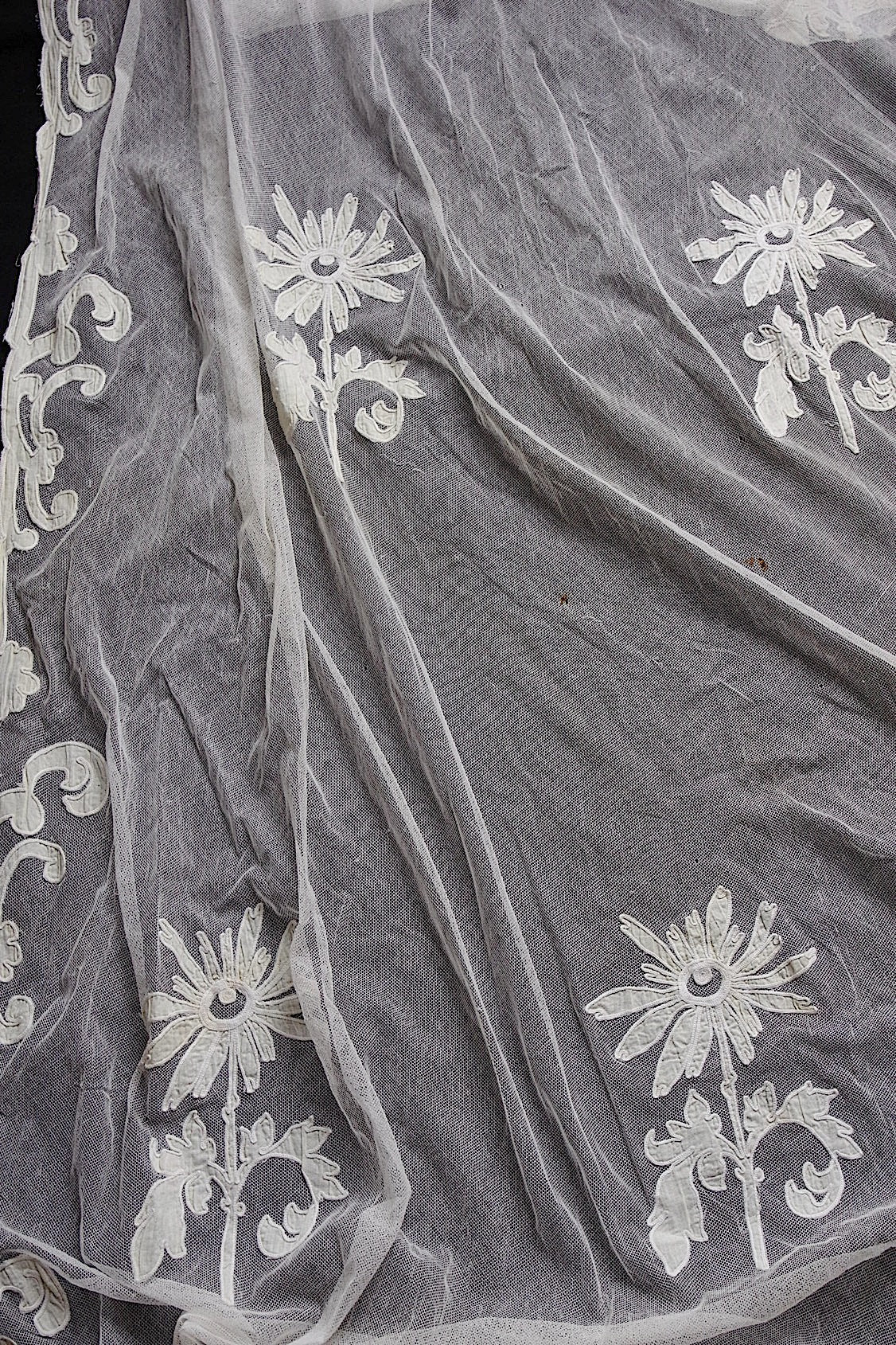 アンティークカーテン/rideau ancien/antique curtain 1 .FR a l'epoque