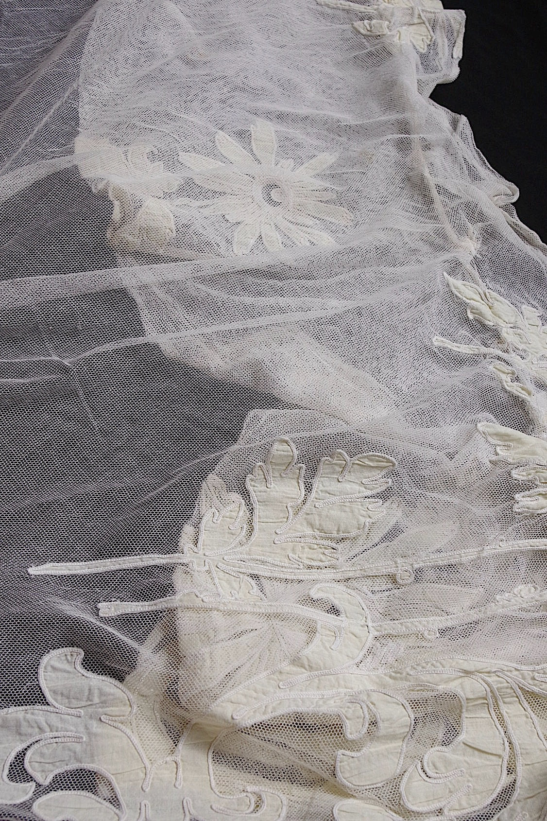 アンティークカーテン/rideau ancien/antique curtain 1 .FR a l'epoque