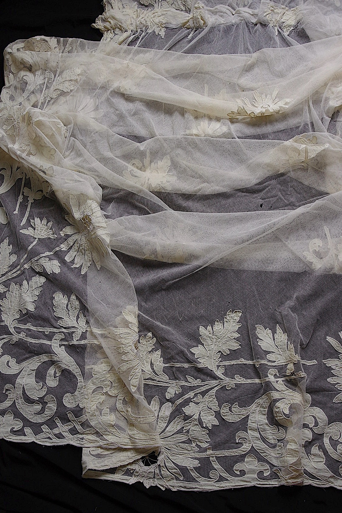 アンティークカーテン/rideau ancien/antique curtain 1 .FR a l'epoque