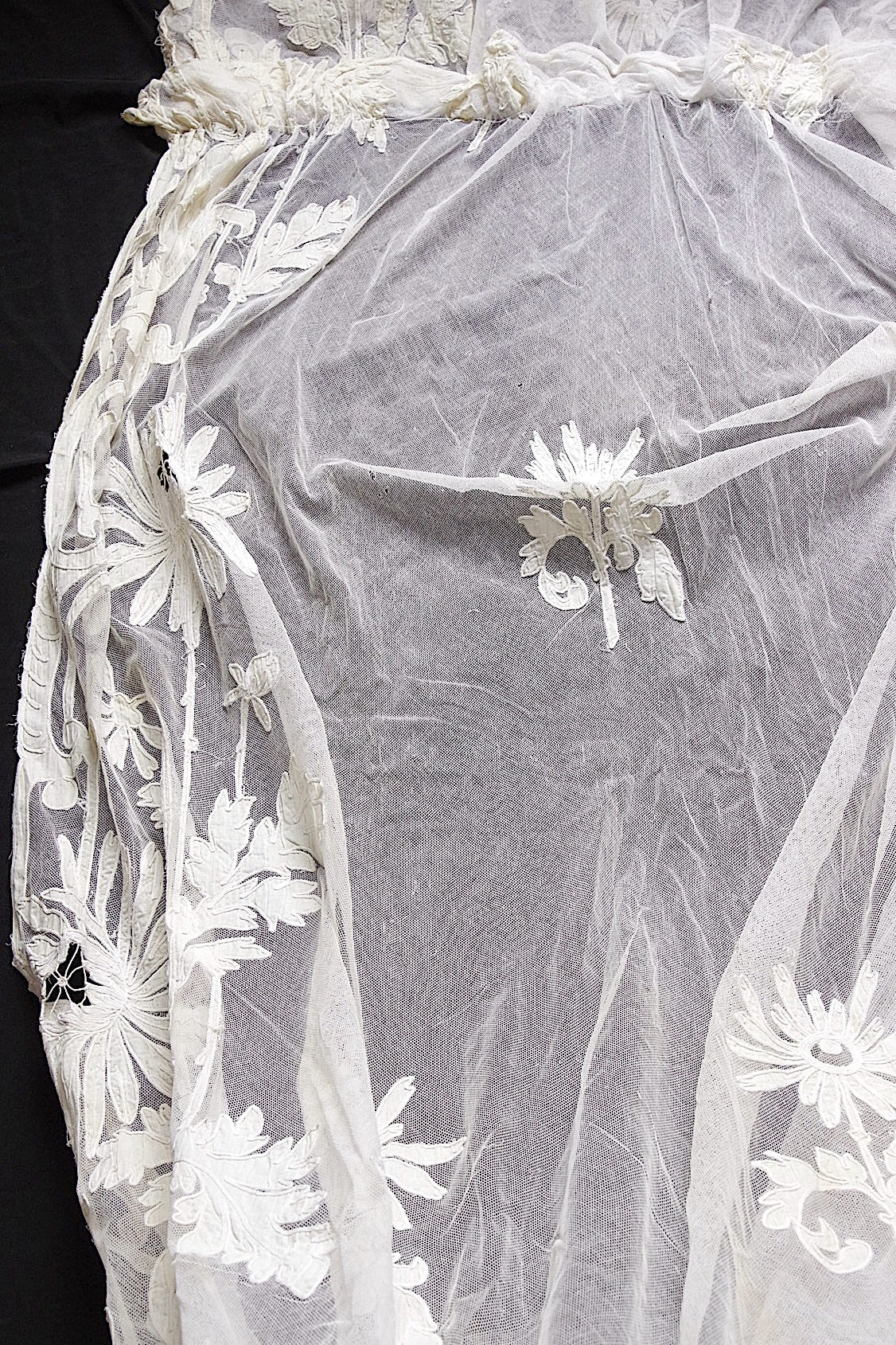 アンティークカーテン/rideau ancien/antique curtain 1 .FR a l'epoque