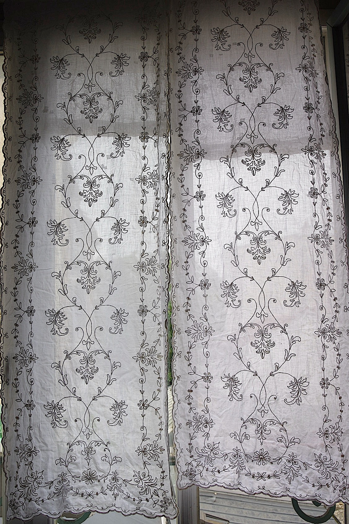 アンティークカーテン/rideau ancien/antique curtain 2 .FR a l'epoque