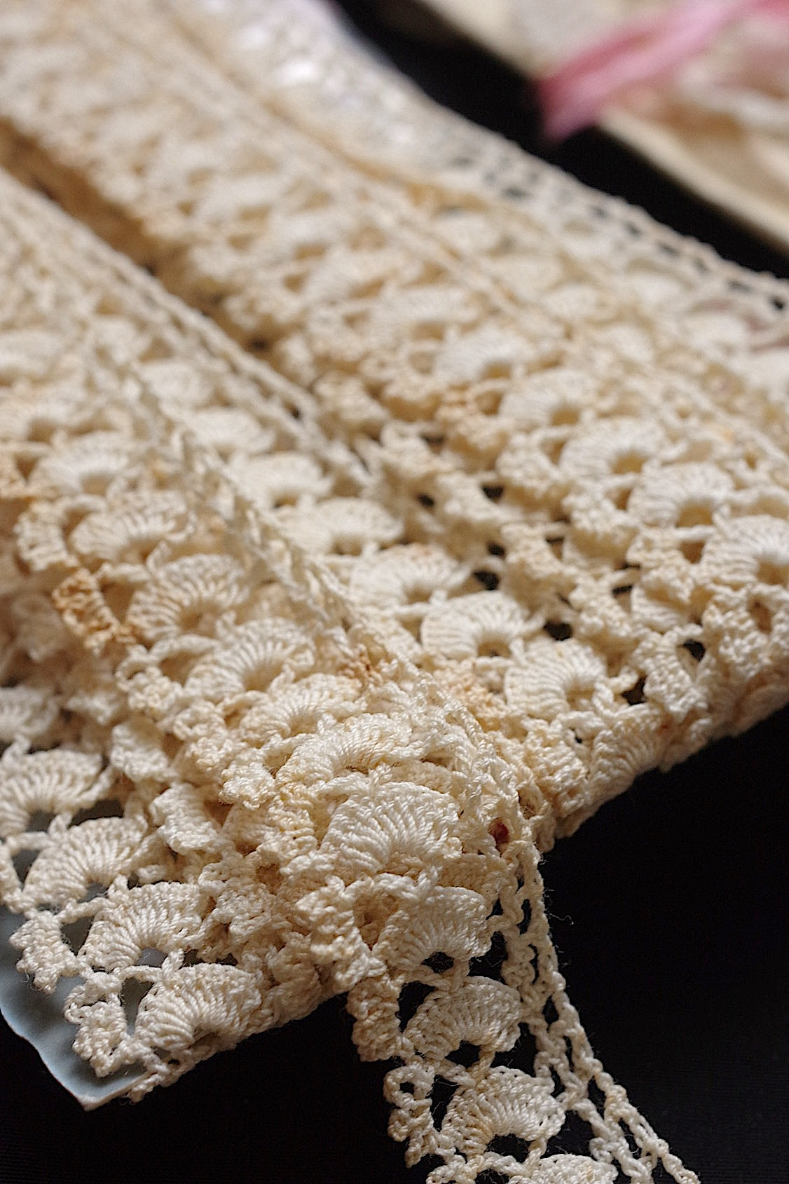 アンティークレース クロシェレース/dentelle ancienne/antique lace .FR a l'epoque